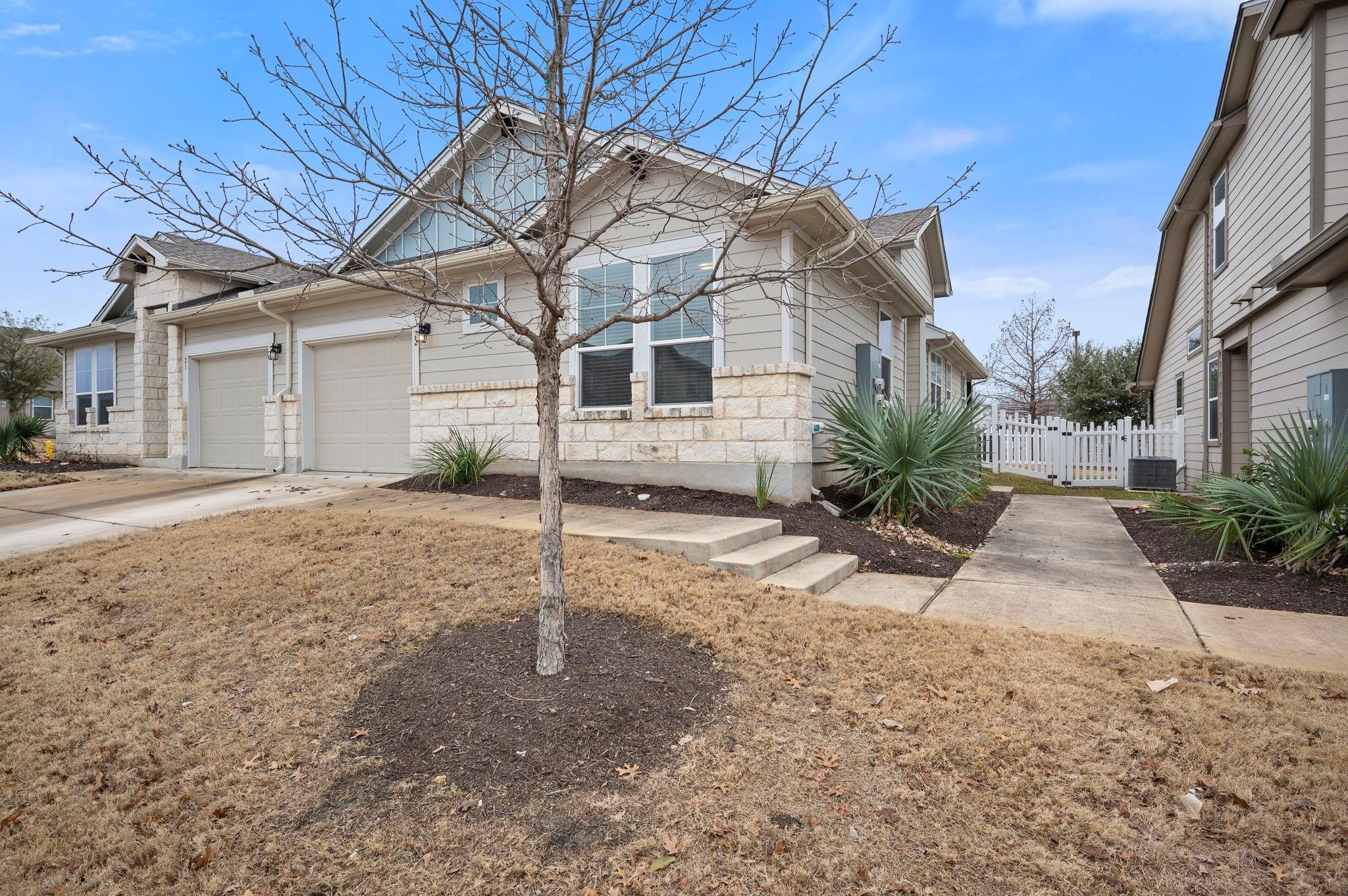 1701 Logan Dr 22 Property Photo 2