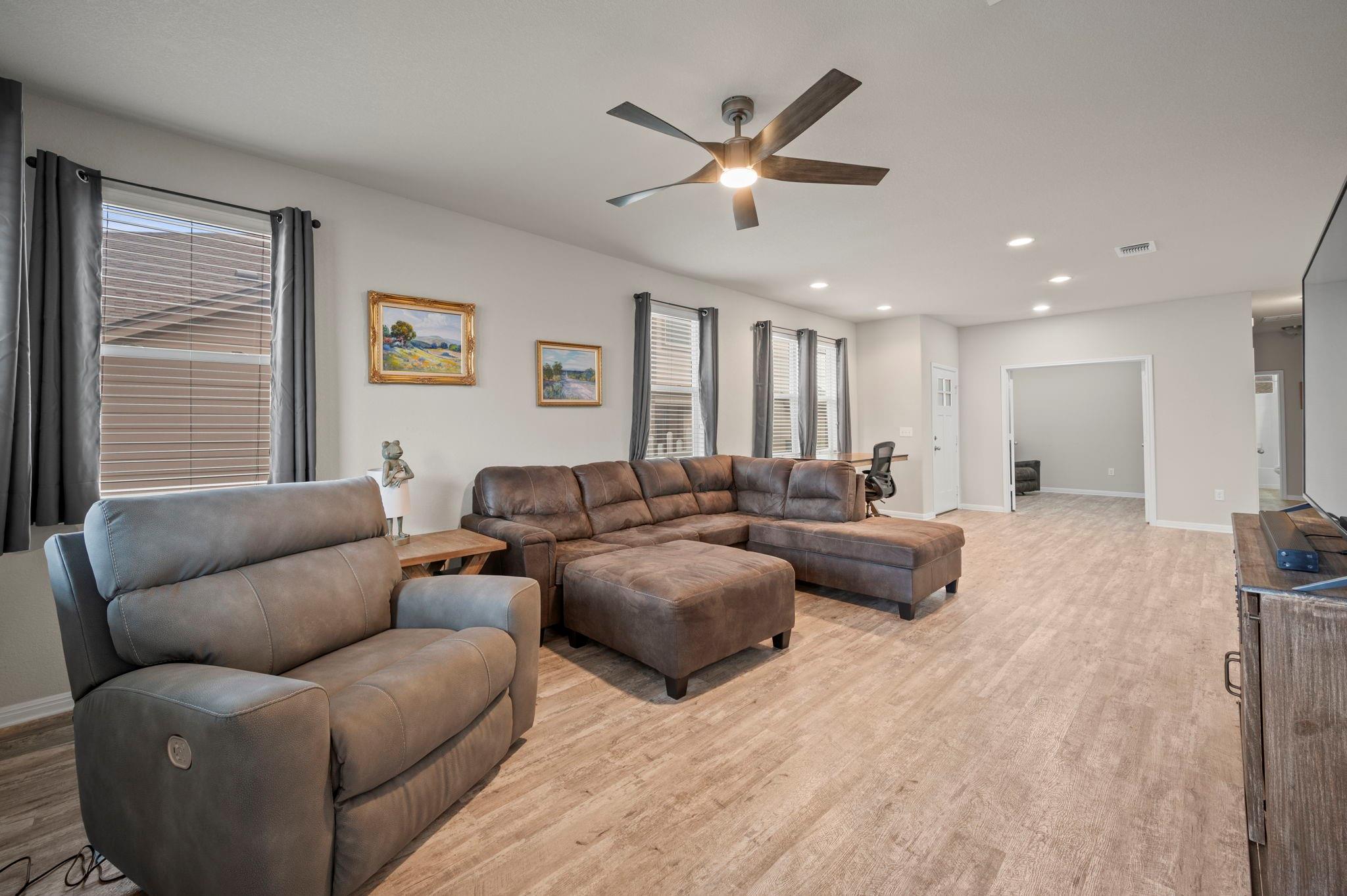 1701 Logan Dr 22 Property Photo 11