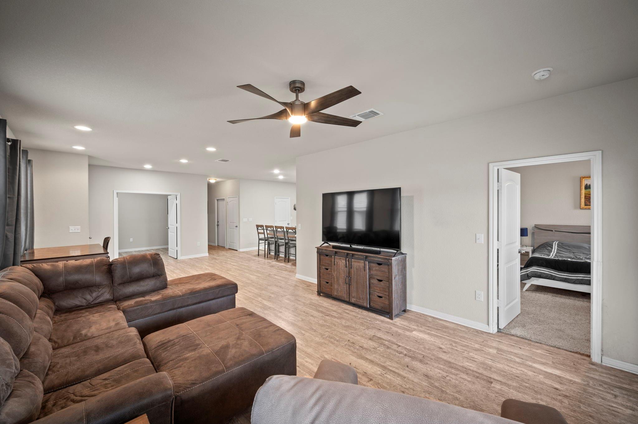 1701 Logan Dr 22 Property Photo 12