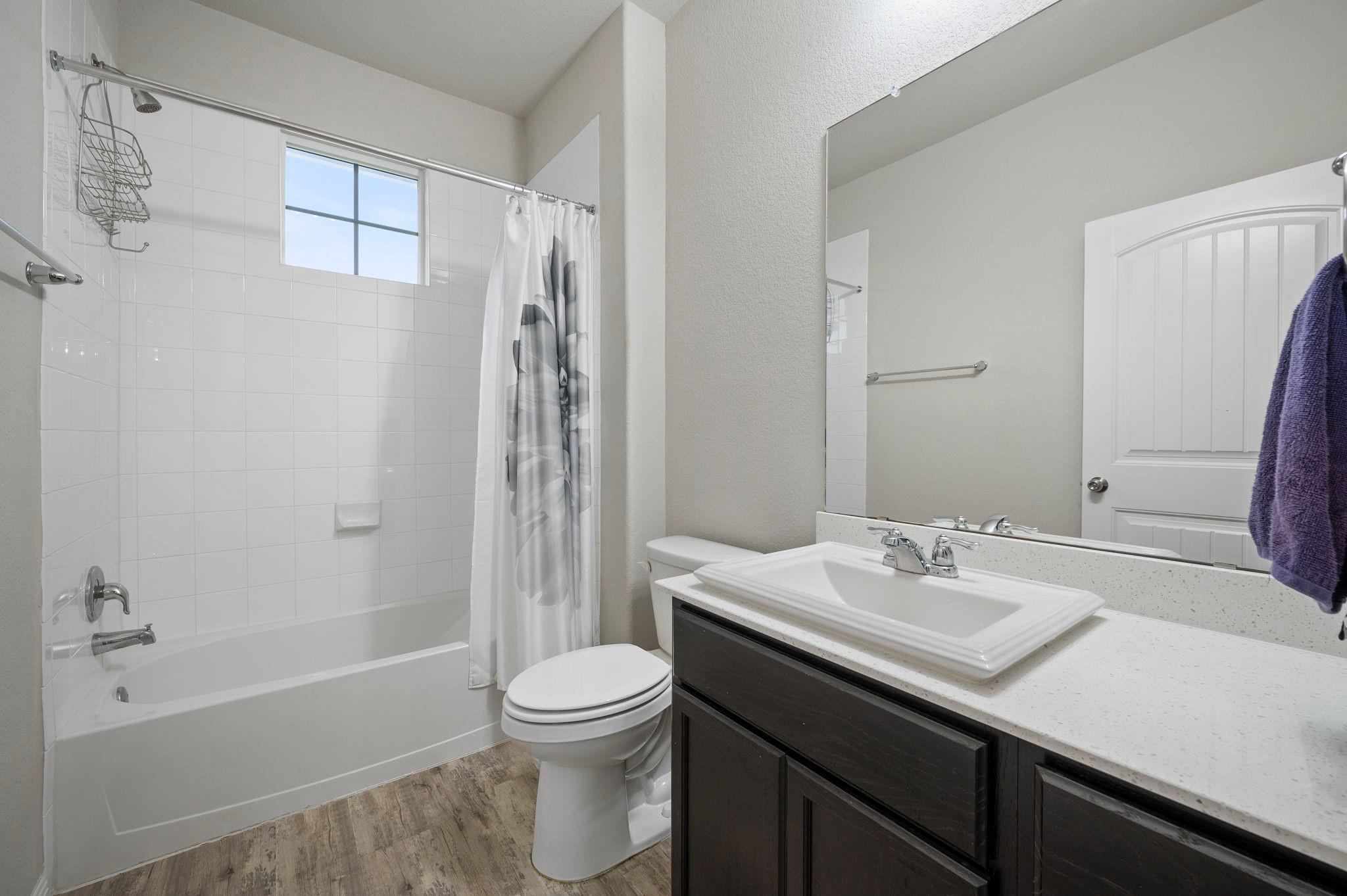 1701 Logan Dr 22 Property Photo 19