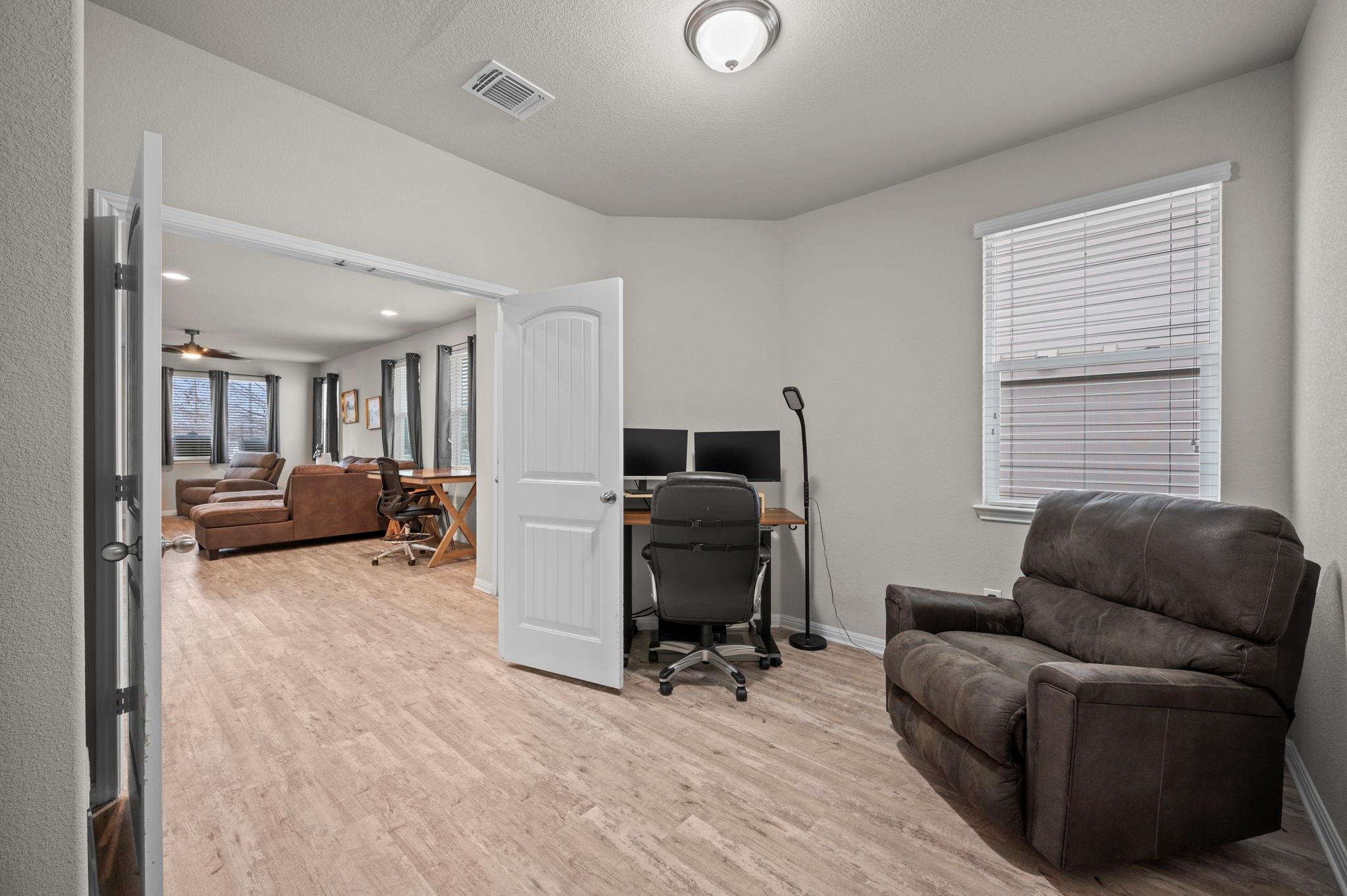 1701 Logan Dr 22 Property Photo 20