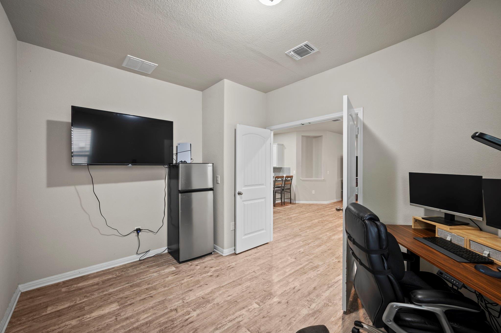 1701 Logan Dr 22 Property Photo 21