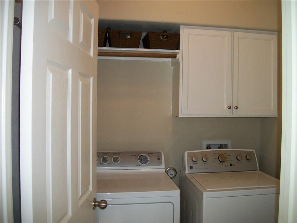 933 Heritage Springs Trl Property Photo 8
