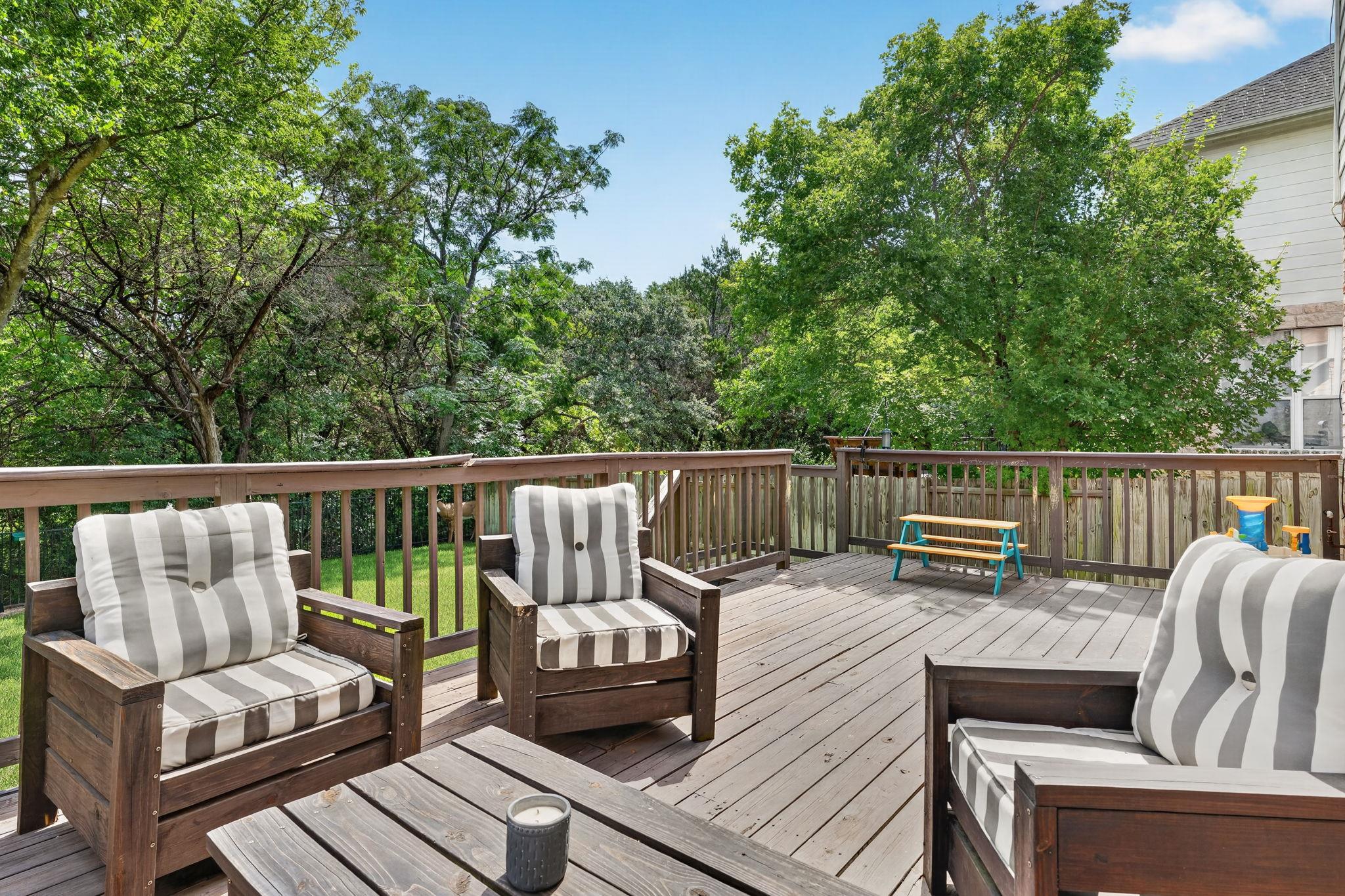 12816 Majestic Oaks Dr Property Photo 23