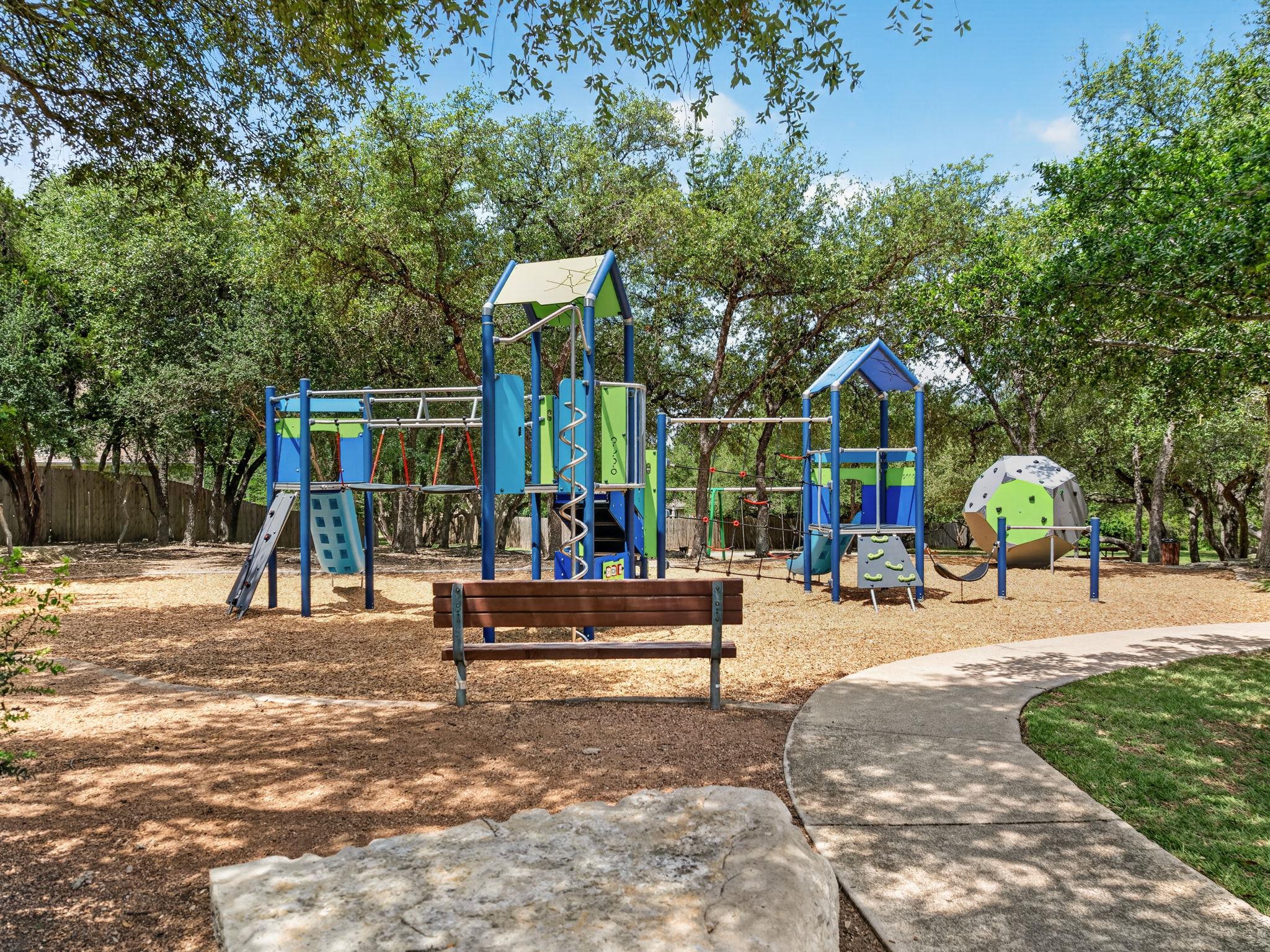 12816 Majestic Oaks Dr Property Photo 28