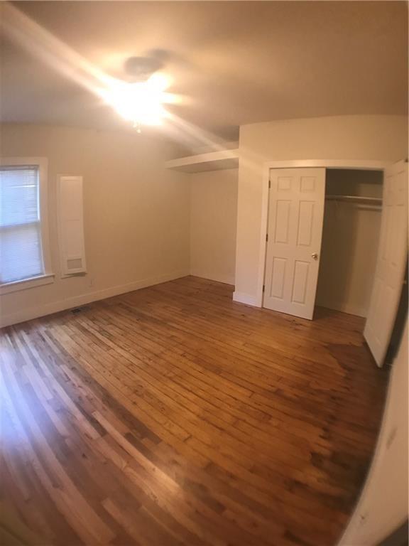 2710 Whitis Ave #b Property Photo 8