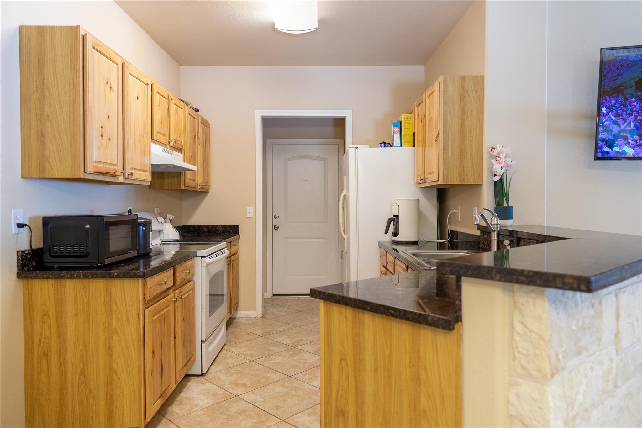 5705 Thunderbird St Property Photo 26