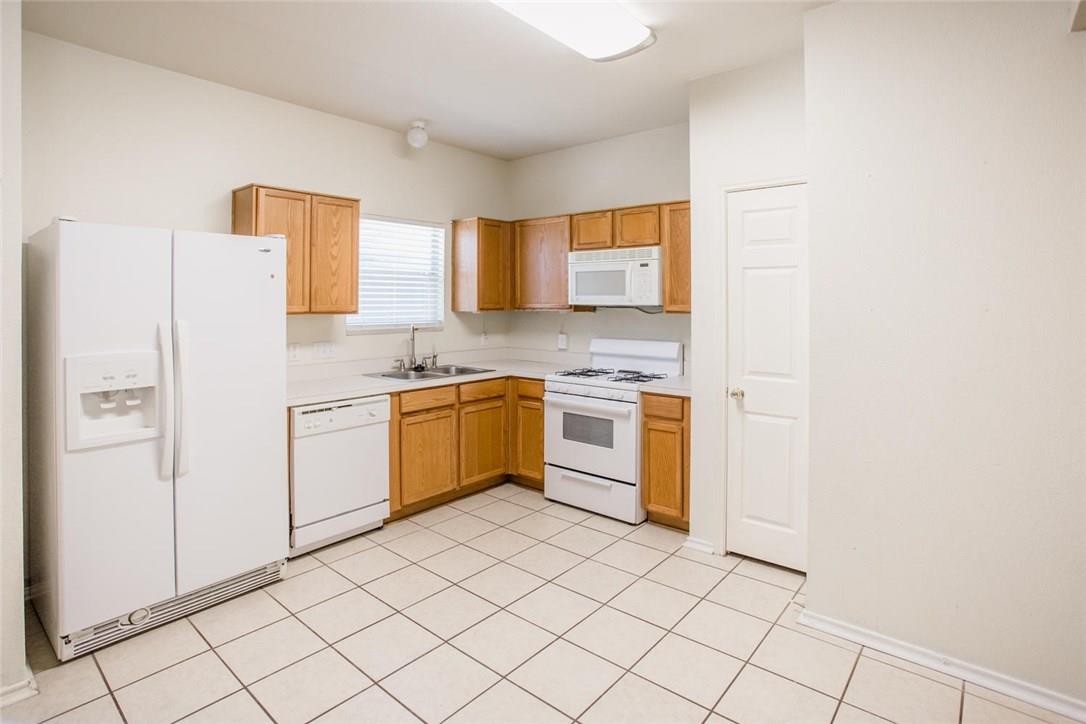 145 Michaelis St #a Property Photo 7