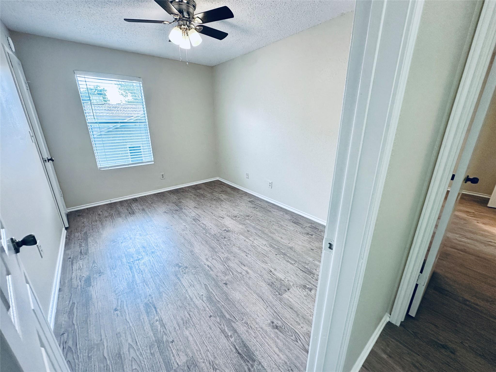 379 Fantail Loop #b Property Photo 20