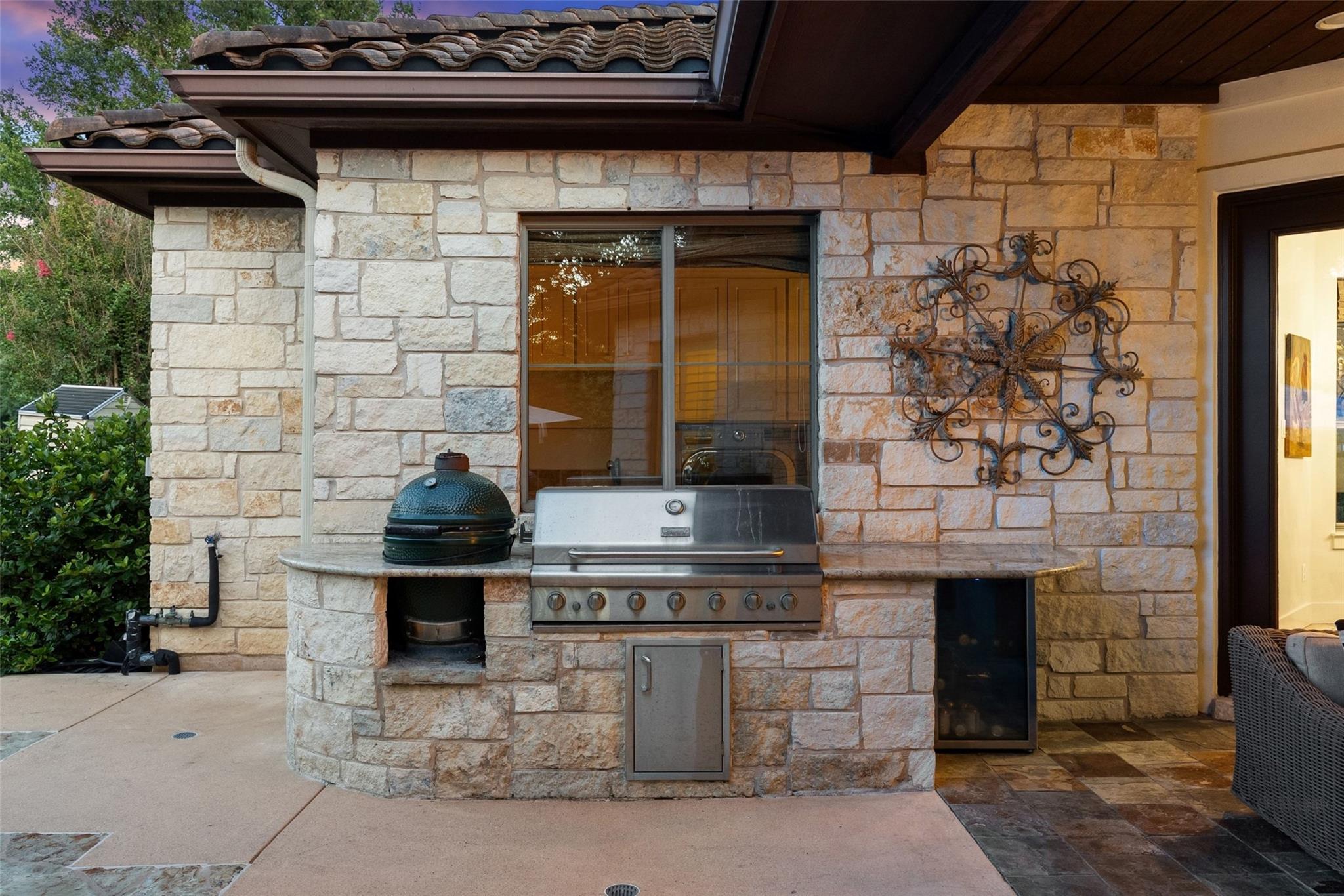 18 Hedgebrook Way Property Photo 32