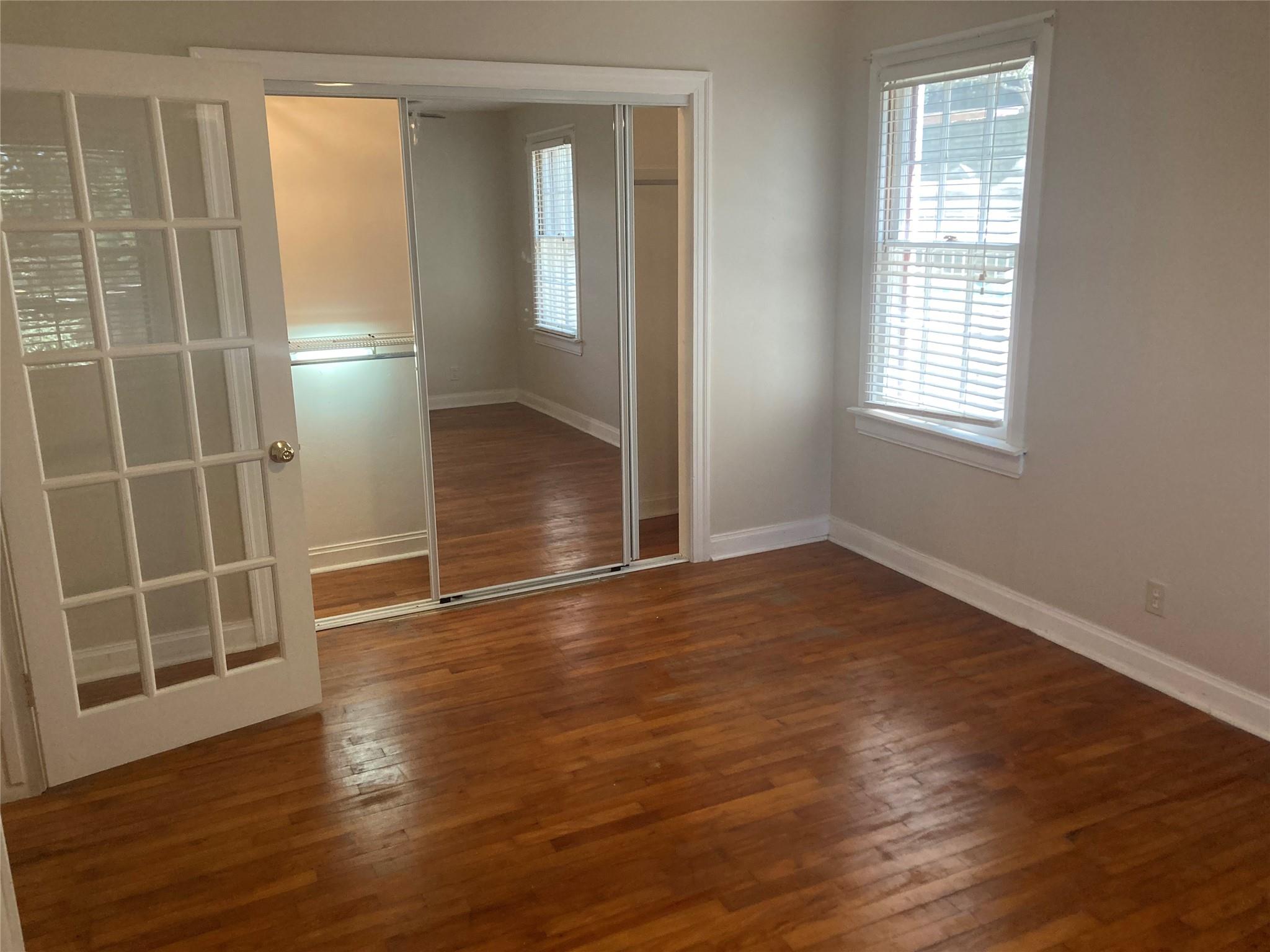 912 E 32nd St. St E #101 Property Photo 4