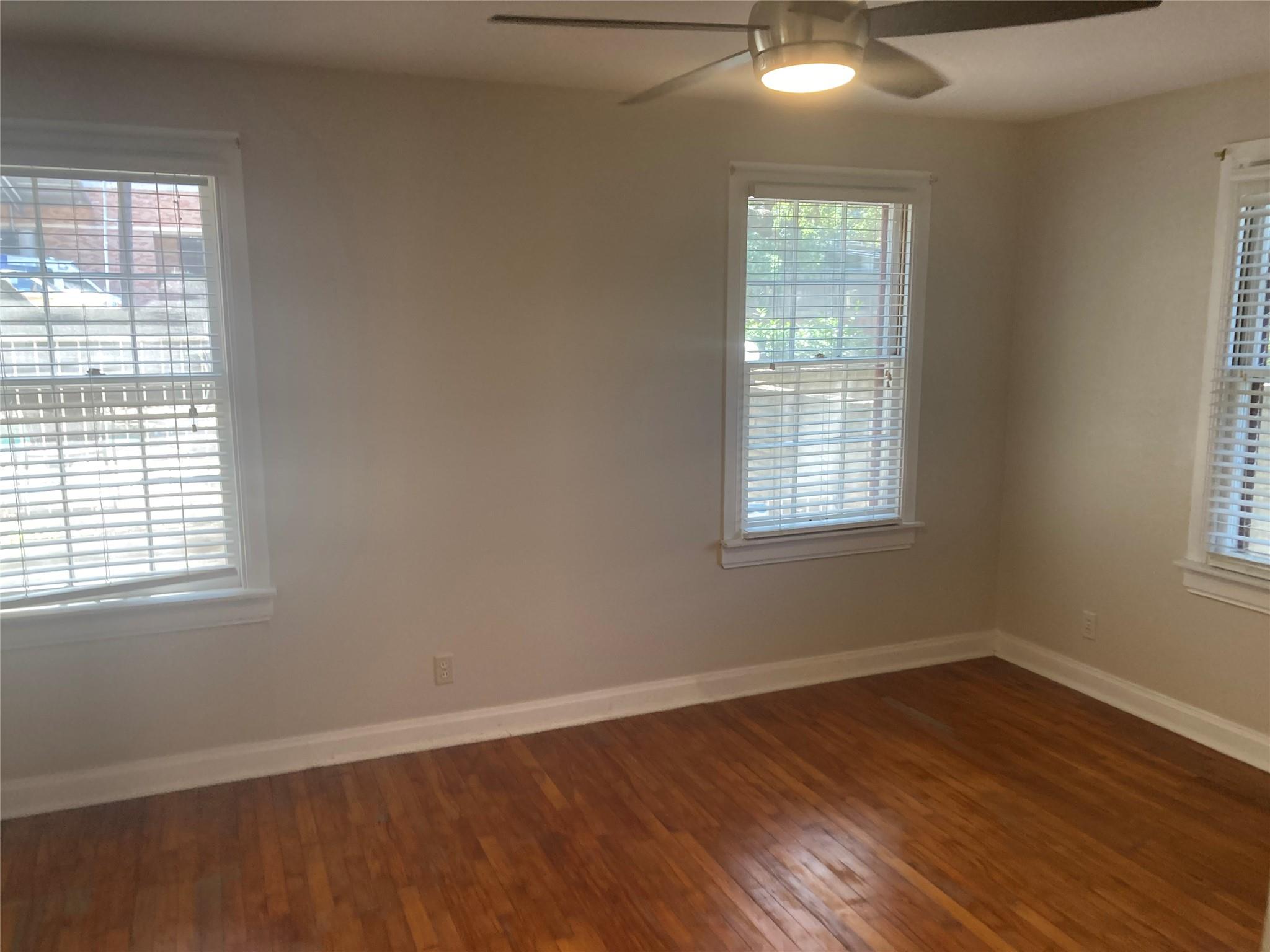 912 E 32nd St. St E #101 Property Photo 8