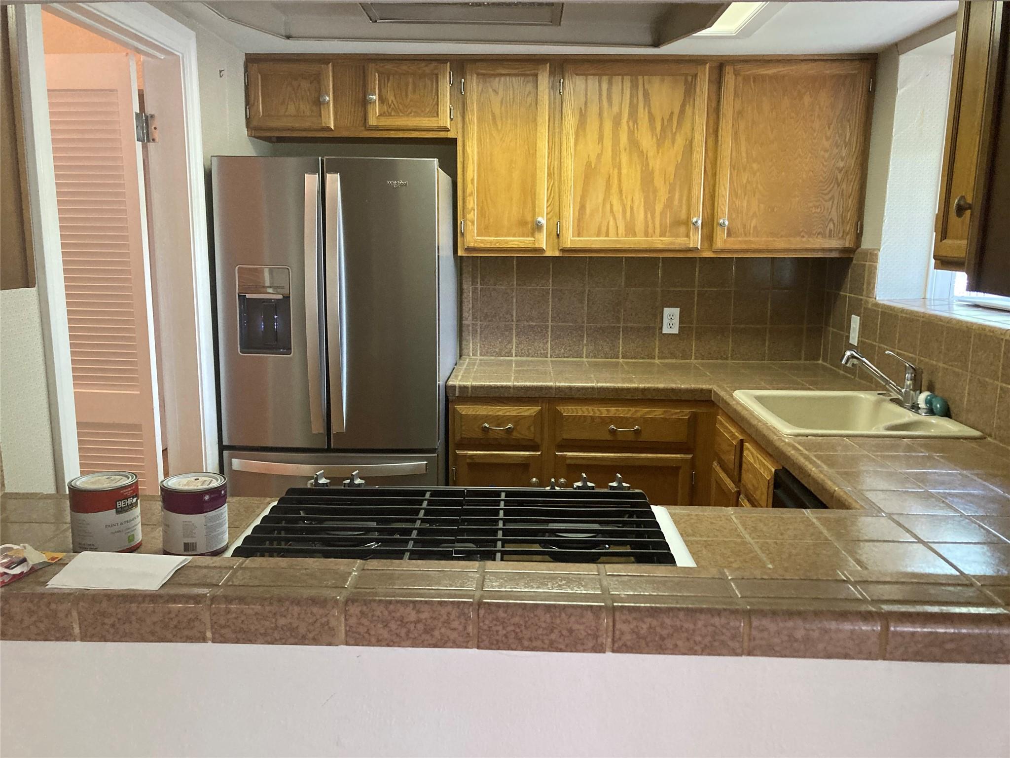 912 E 32nd St. St E #101 Property Photo 11