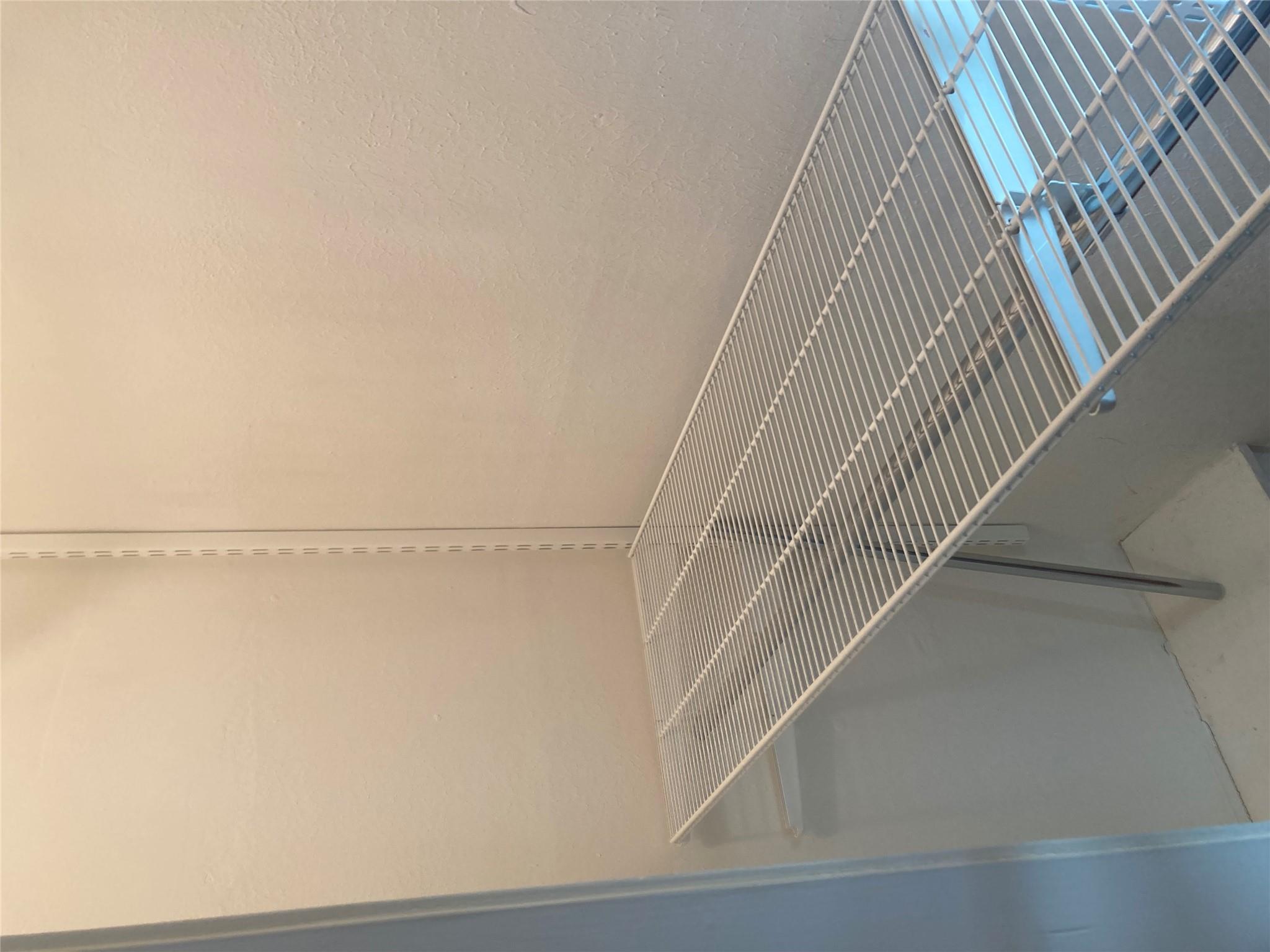 912 E 32nd St. St E #101 Property Photo 18