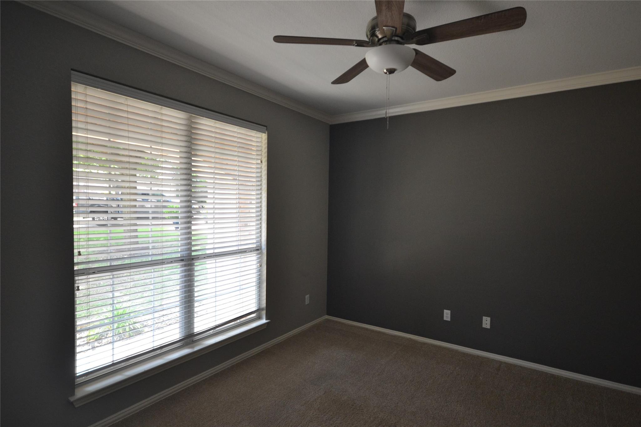 1705 Lions Den None Property Photo 8
