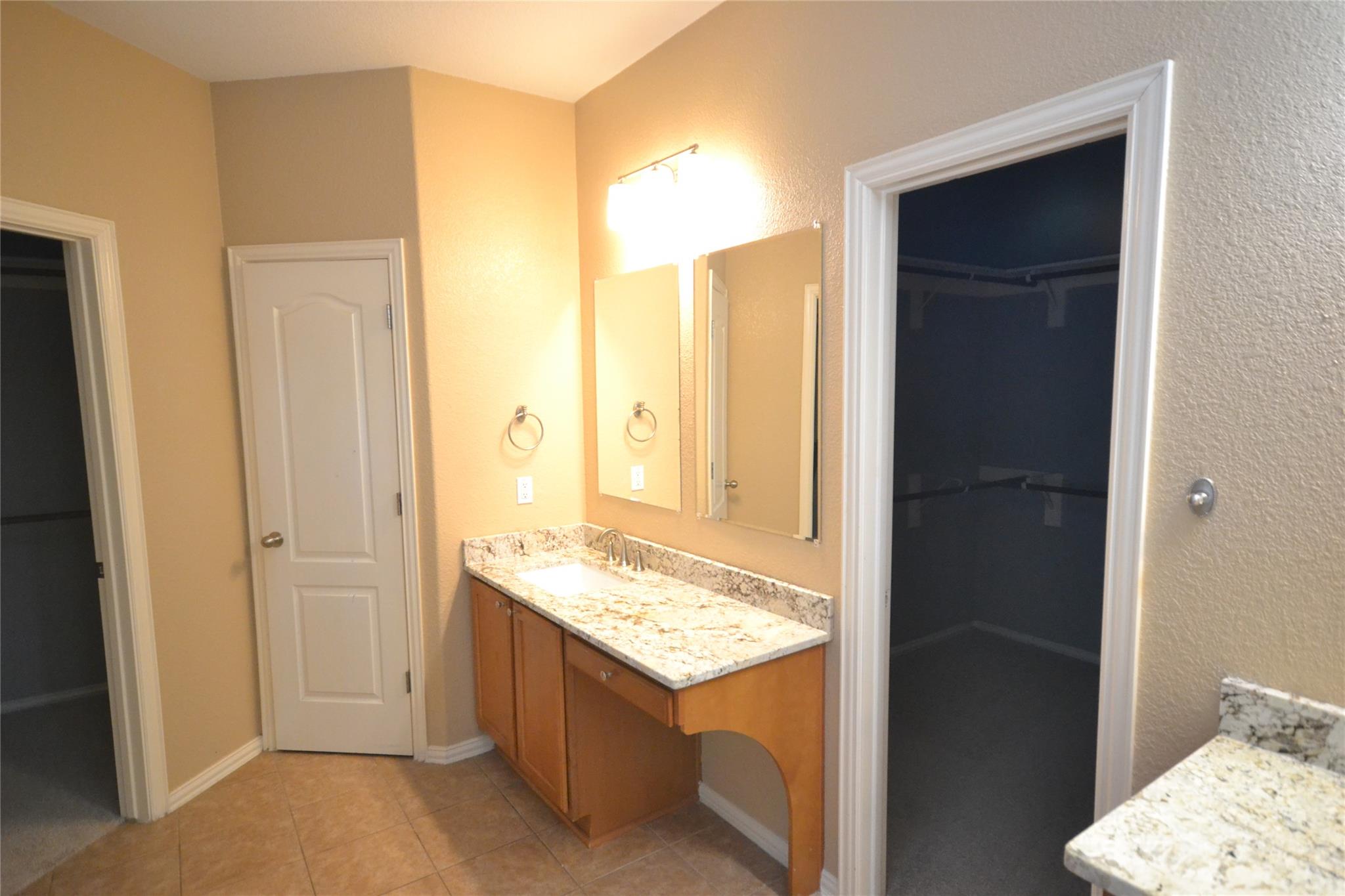 1705 Lions Den None Property Photo 12