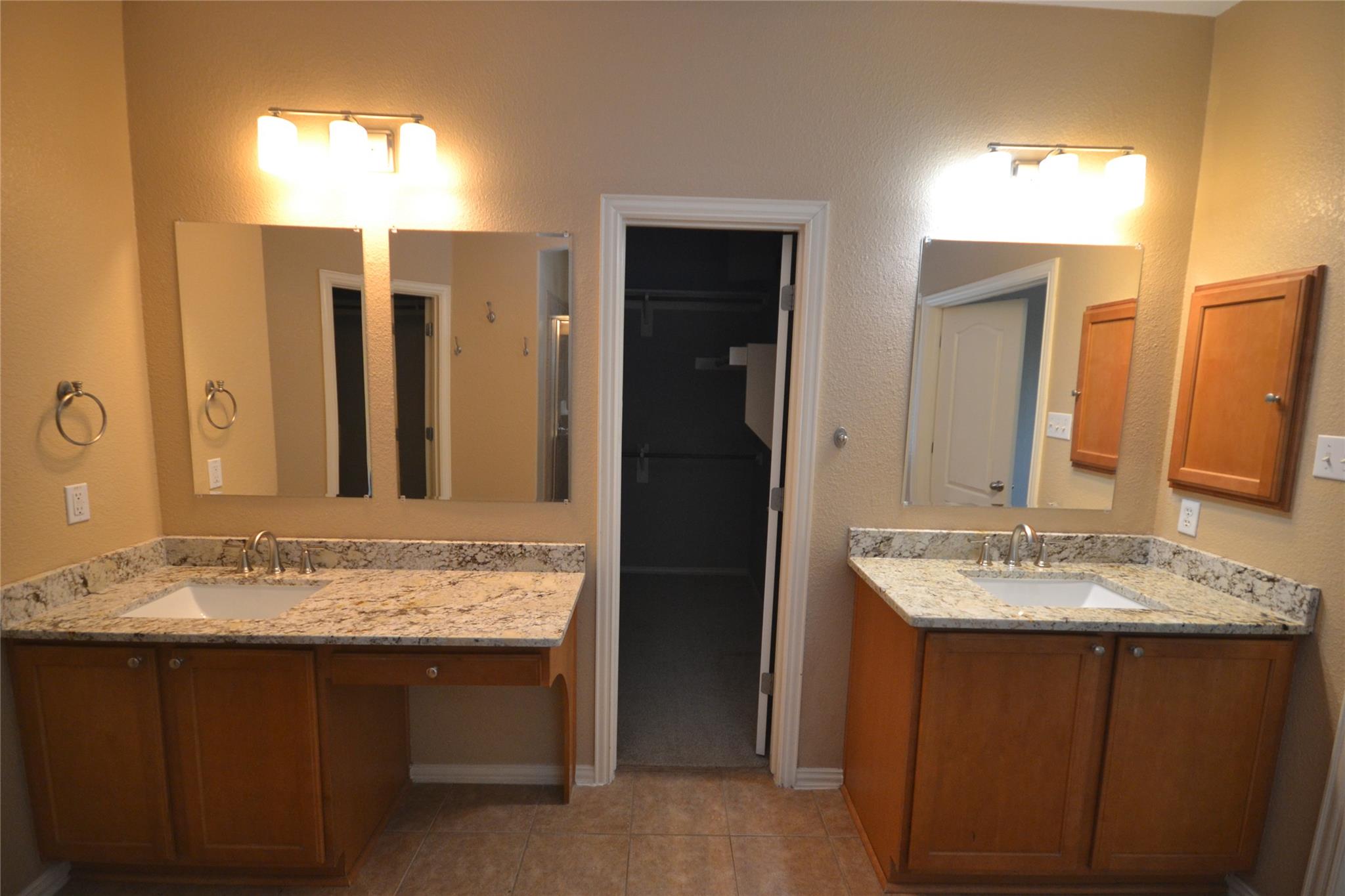 1705 Lions Den None Property Photo 14