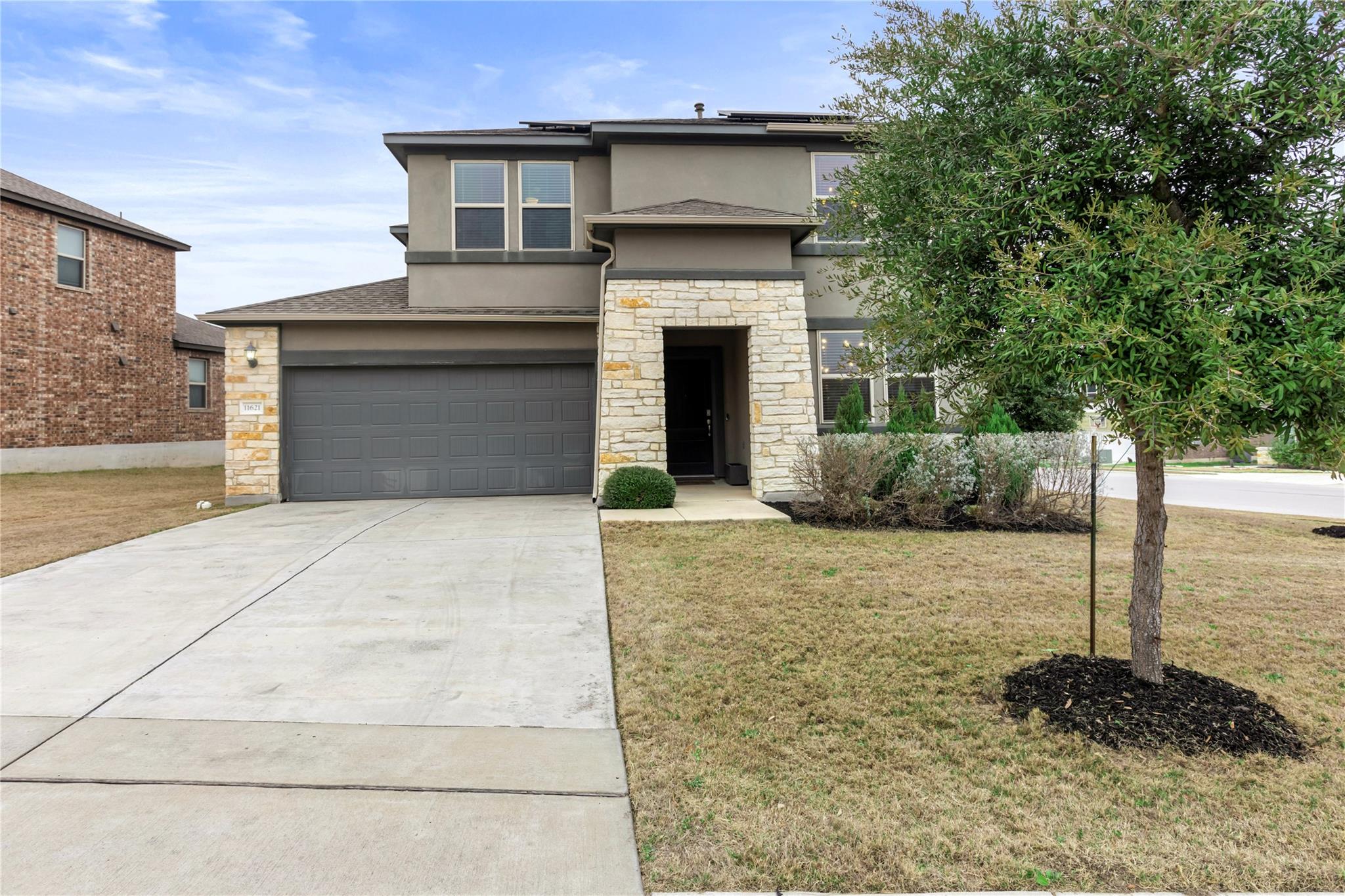 11621 River Plantation Dr Property Photo 1