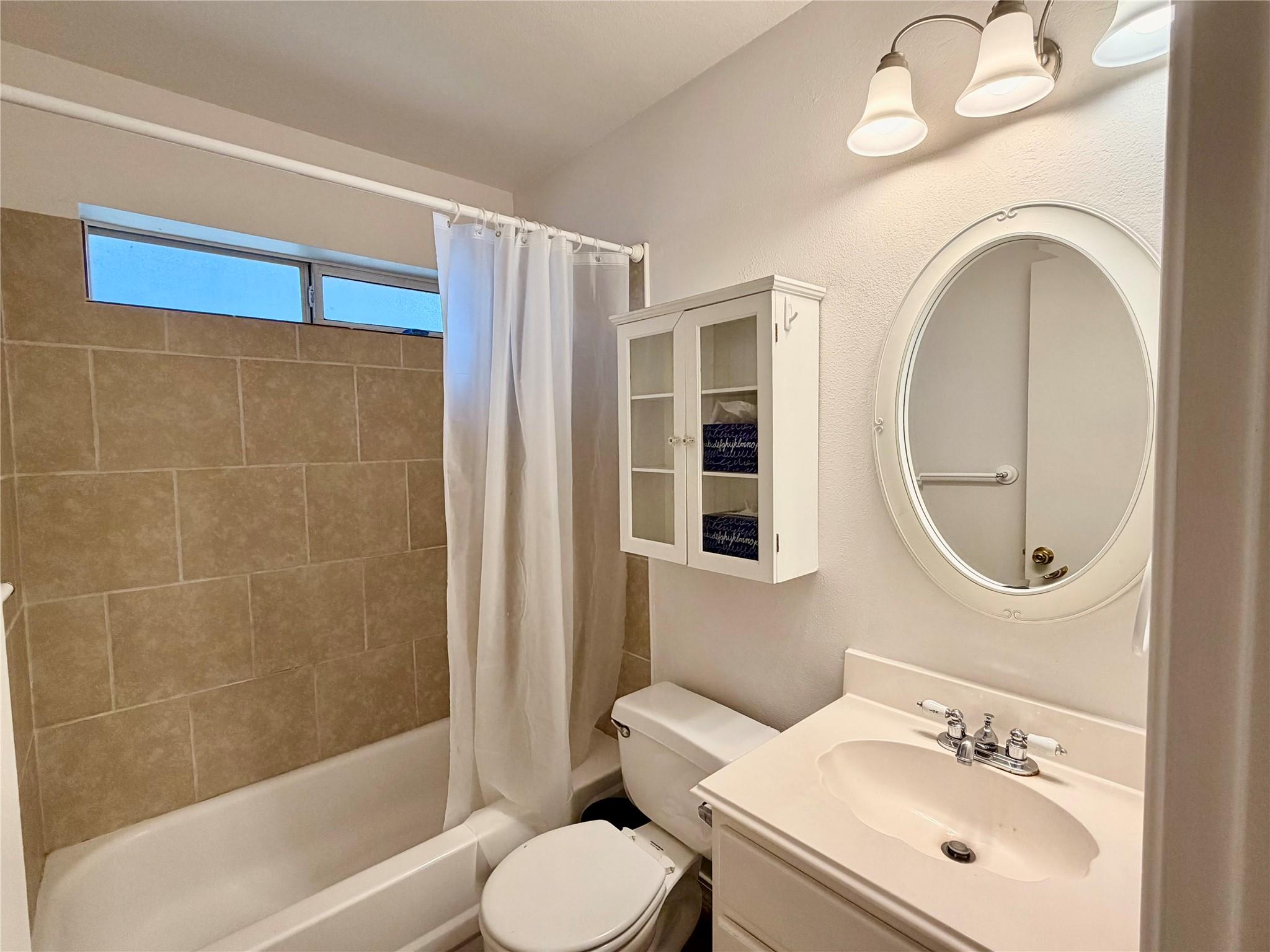 2202 Corbin Way Property Photo 13