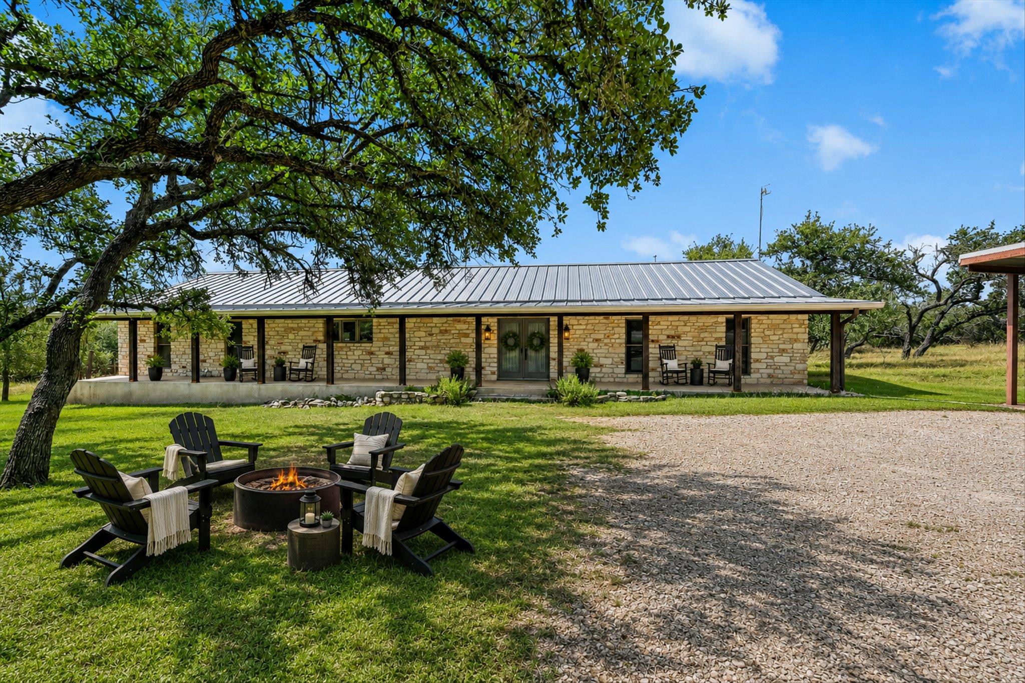 104 Sendero Arbolado None Property Photo 1