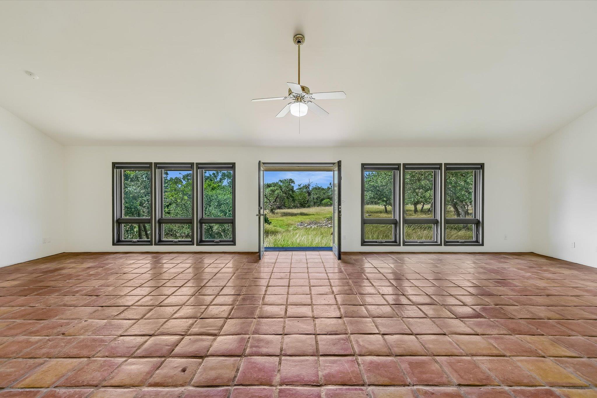 104 Sendero Arbolado None Property Photo 10