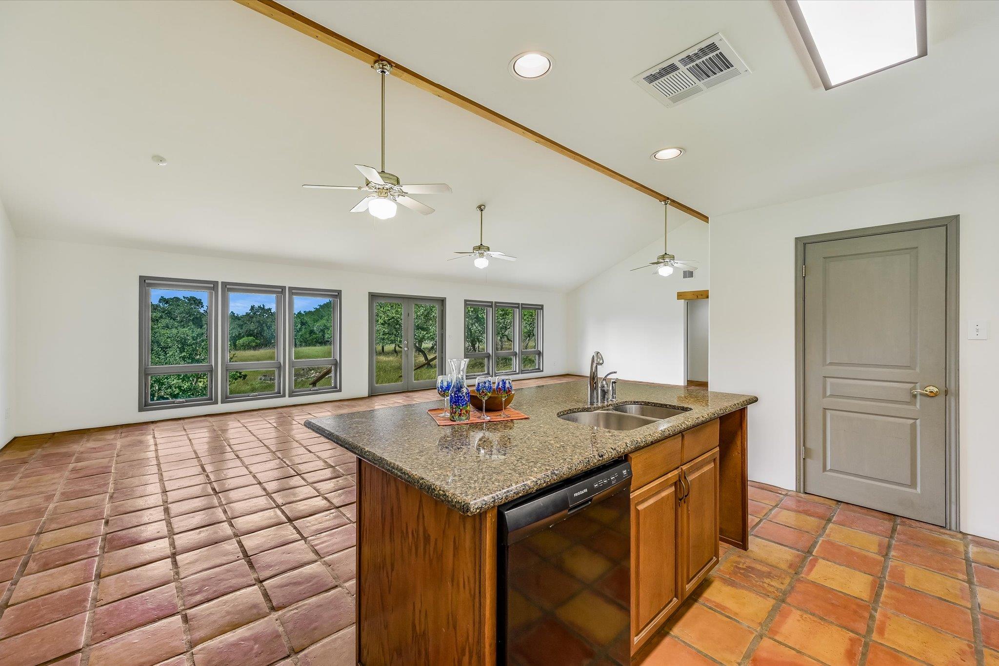 104 Sendero Arbolado None Property Photo 11