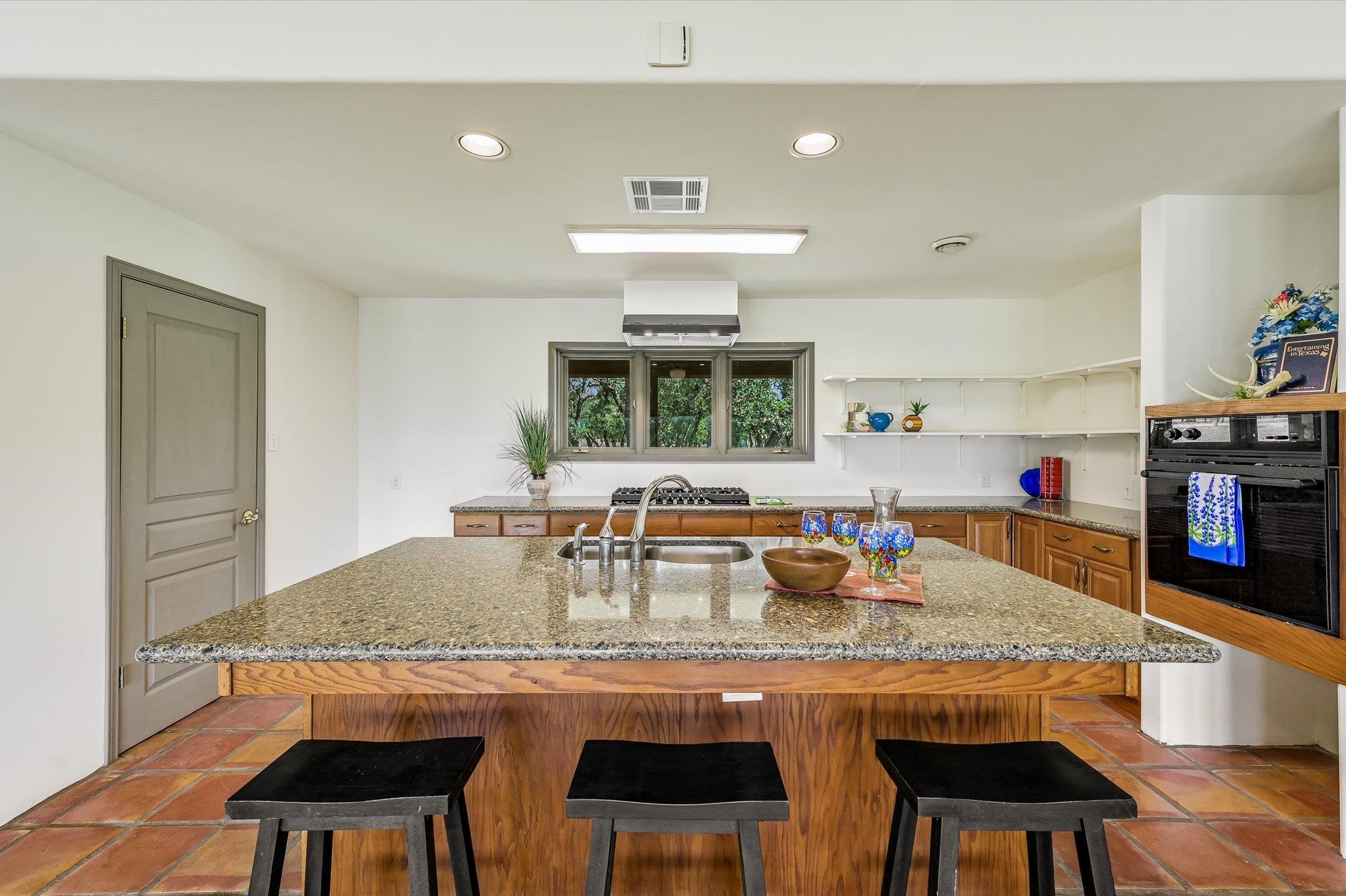 104 Sendero Arbolado None Property Photo 12