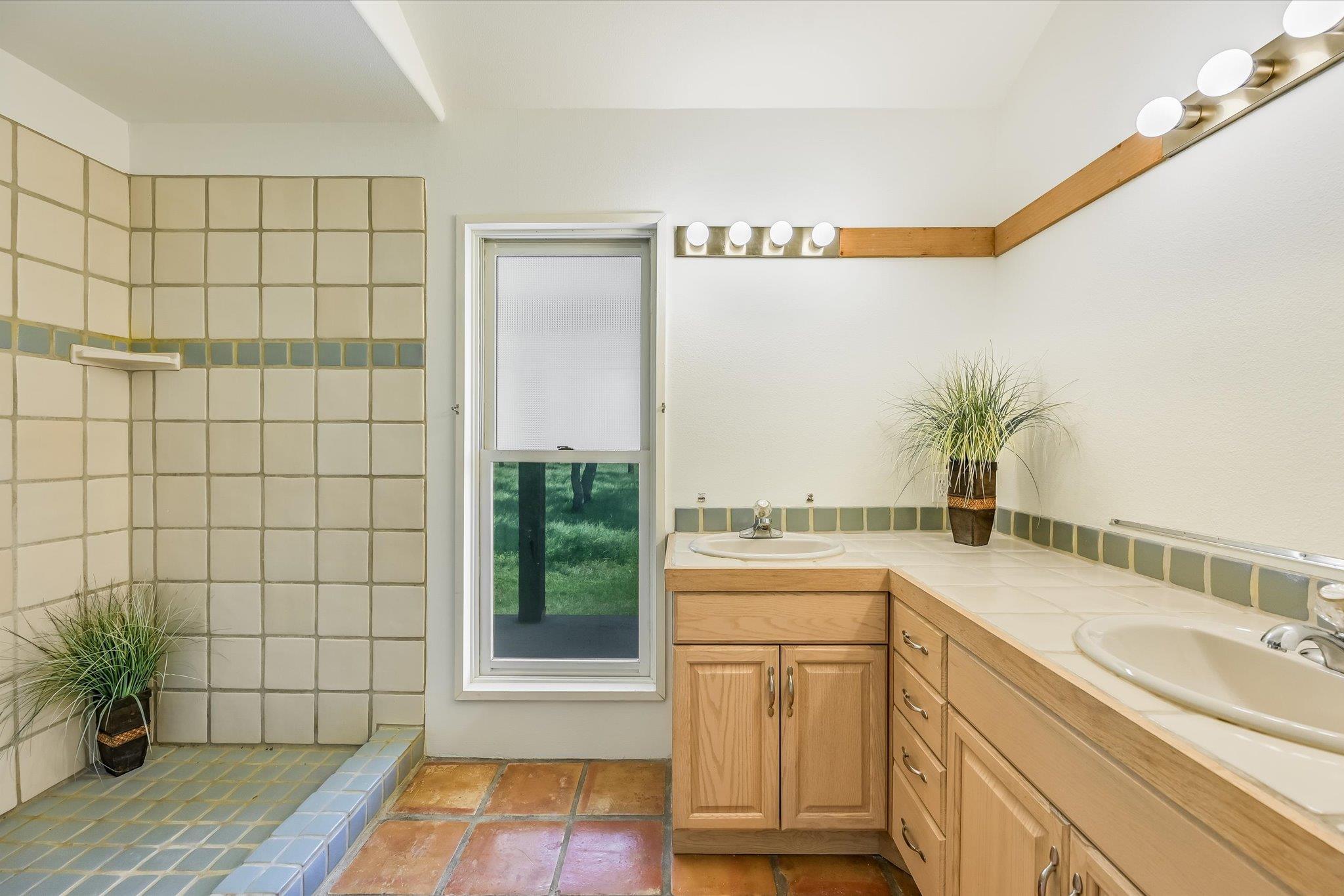 104 Sendero Arbolado None Property Photo 14