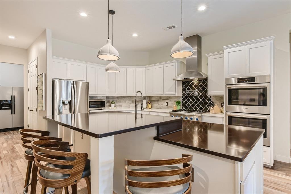 6517 Walebridge Ln Property Photo 10