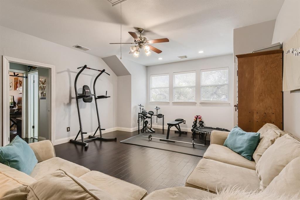 6517 Walebridge Ln Property Photo 25