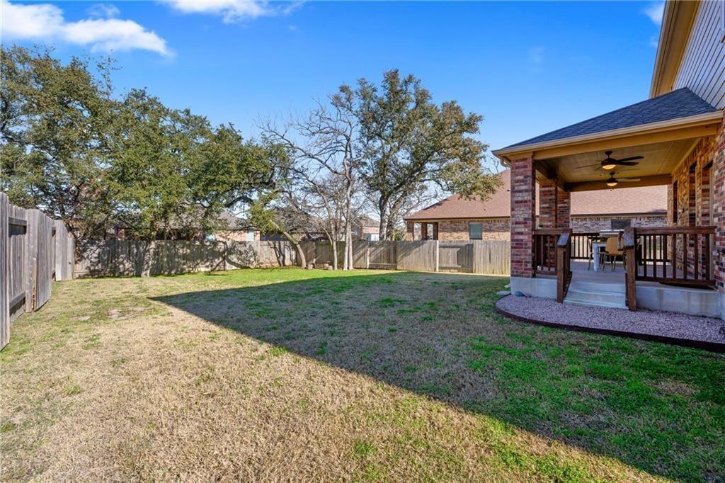 1524 Uhland Dr Property Photo 27