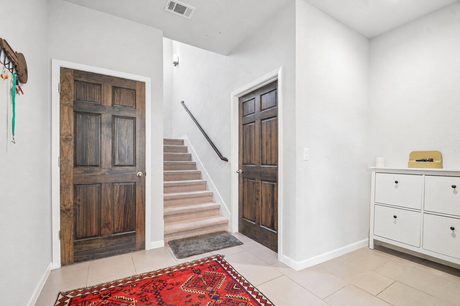 1142 Lost Creek Blvd #12 Property Photo 8