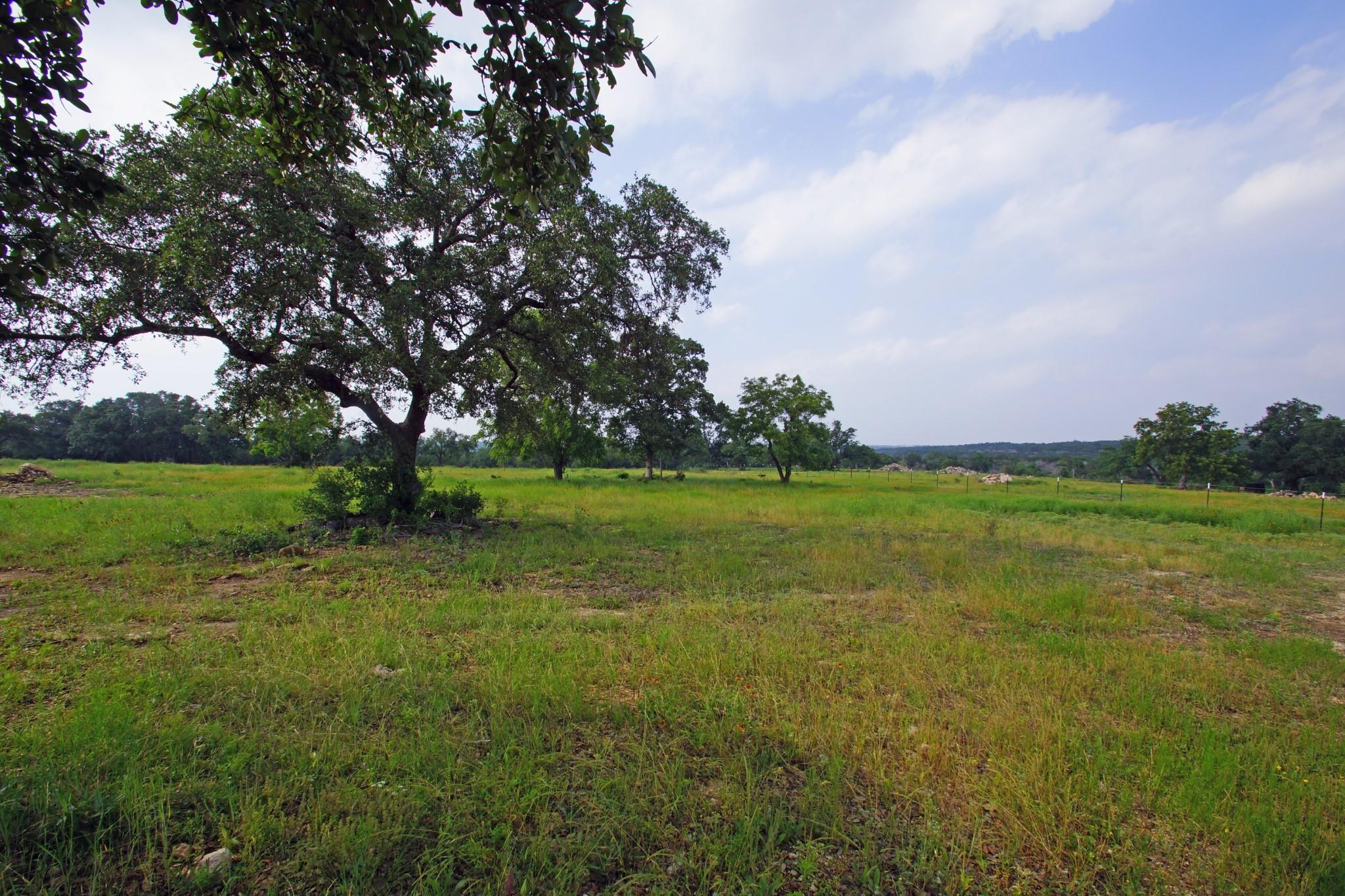 1056 Eagle Point Dr Property Photo 1