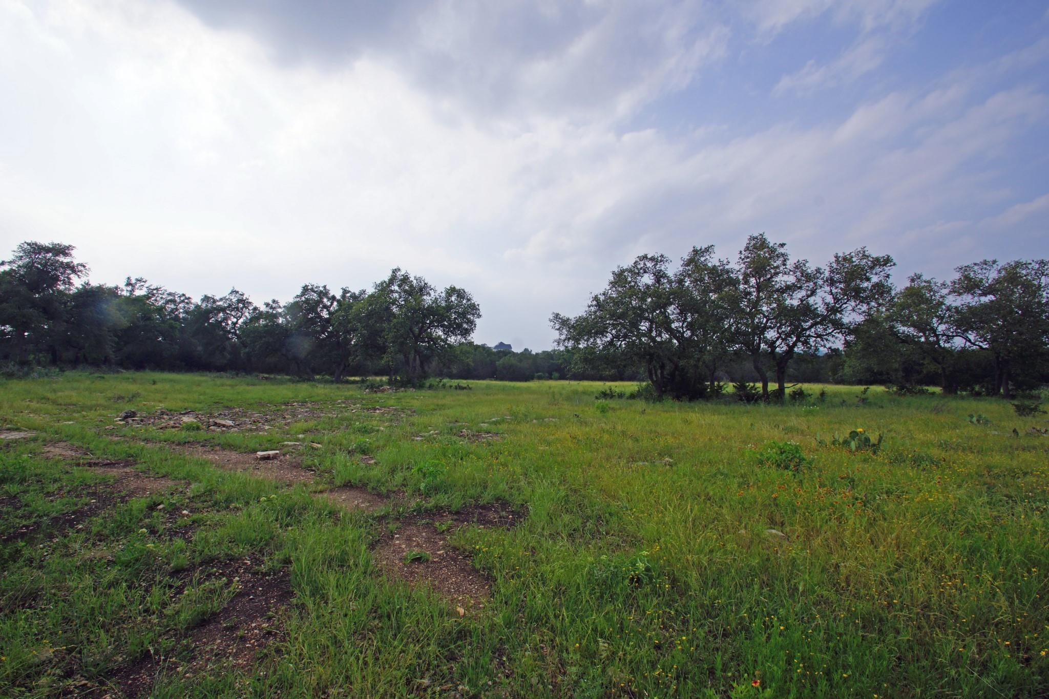 1056 Eagle Point Dr Property Photo 6