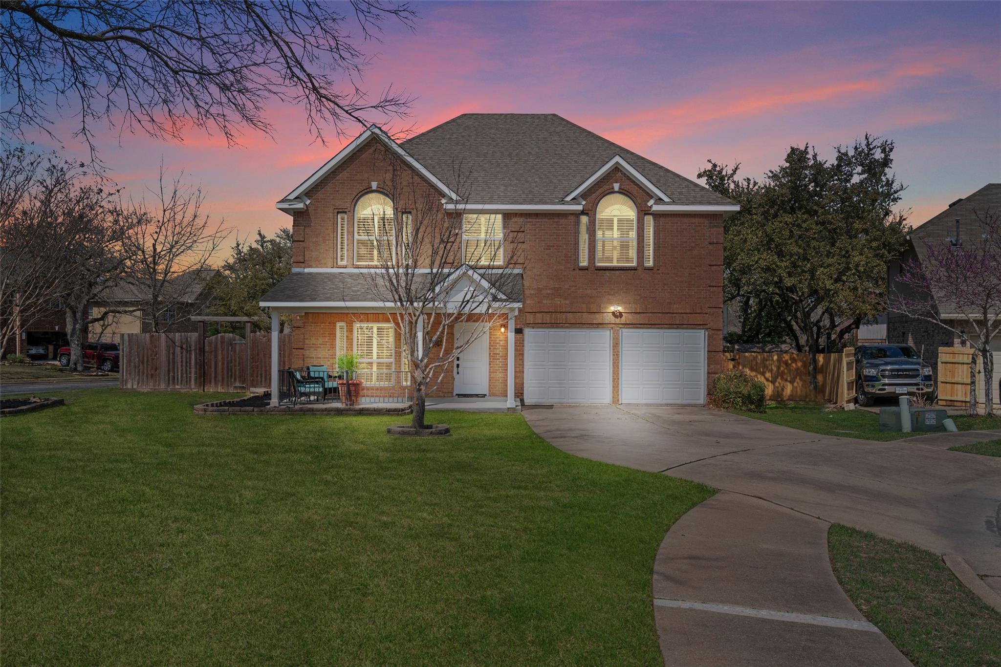 1405 Bur Oak Cv Property Photo