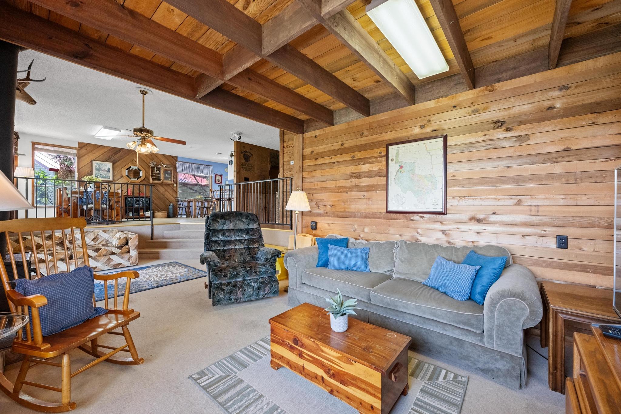 20926 W Lakeshore Dr Property Photo 8