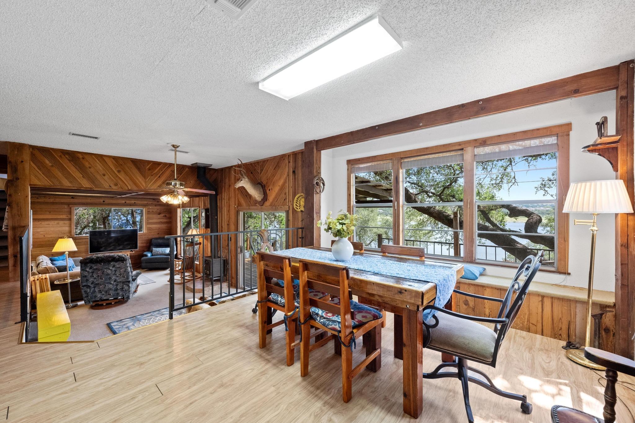 20926 W Lakeshore Dr Property Photo 10