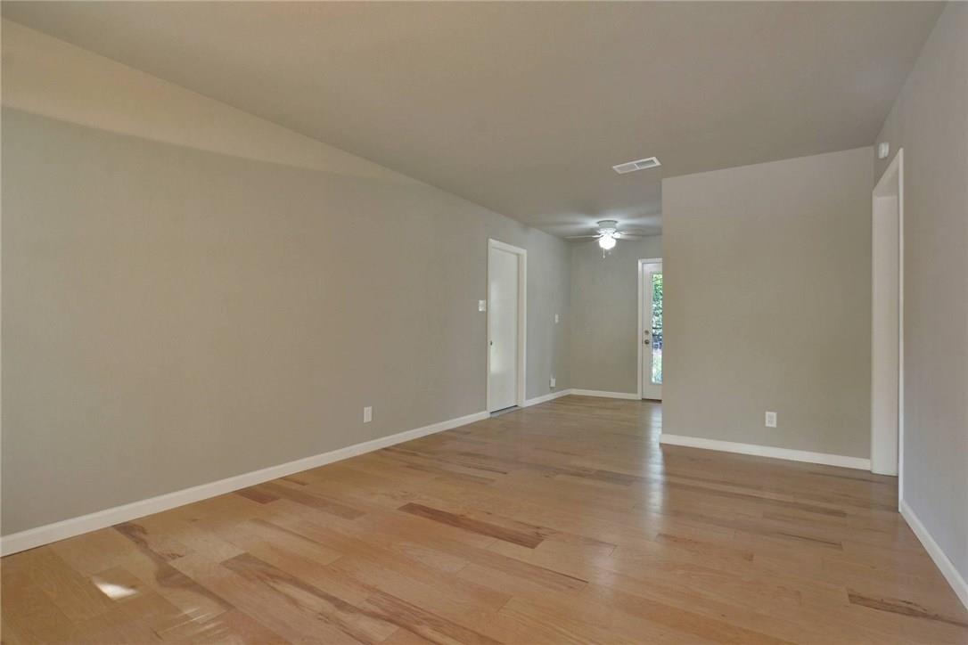 1408 Broadmoor Dr Property Photo 2