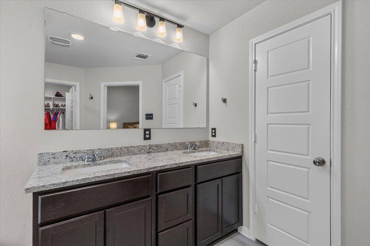 4655 Allison Dr Property Photo 23