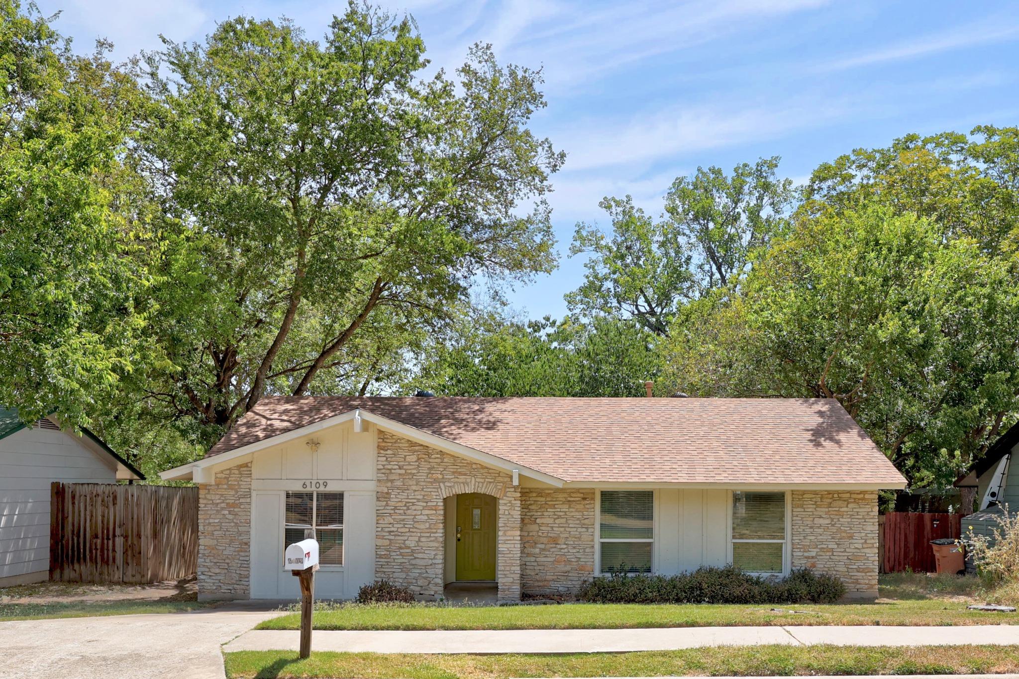 6109 Glen Meadow Dr Property Photo 1