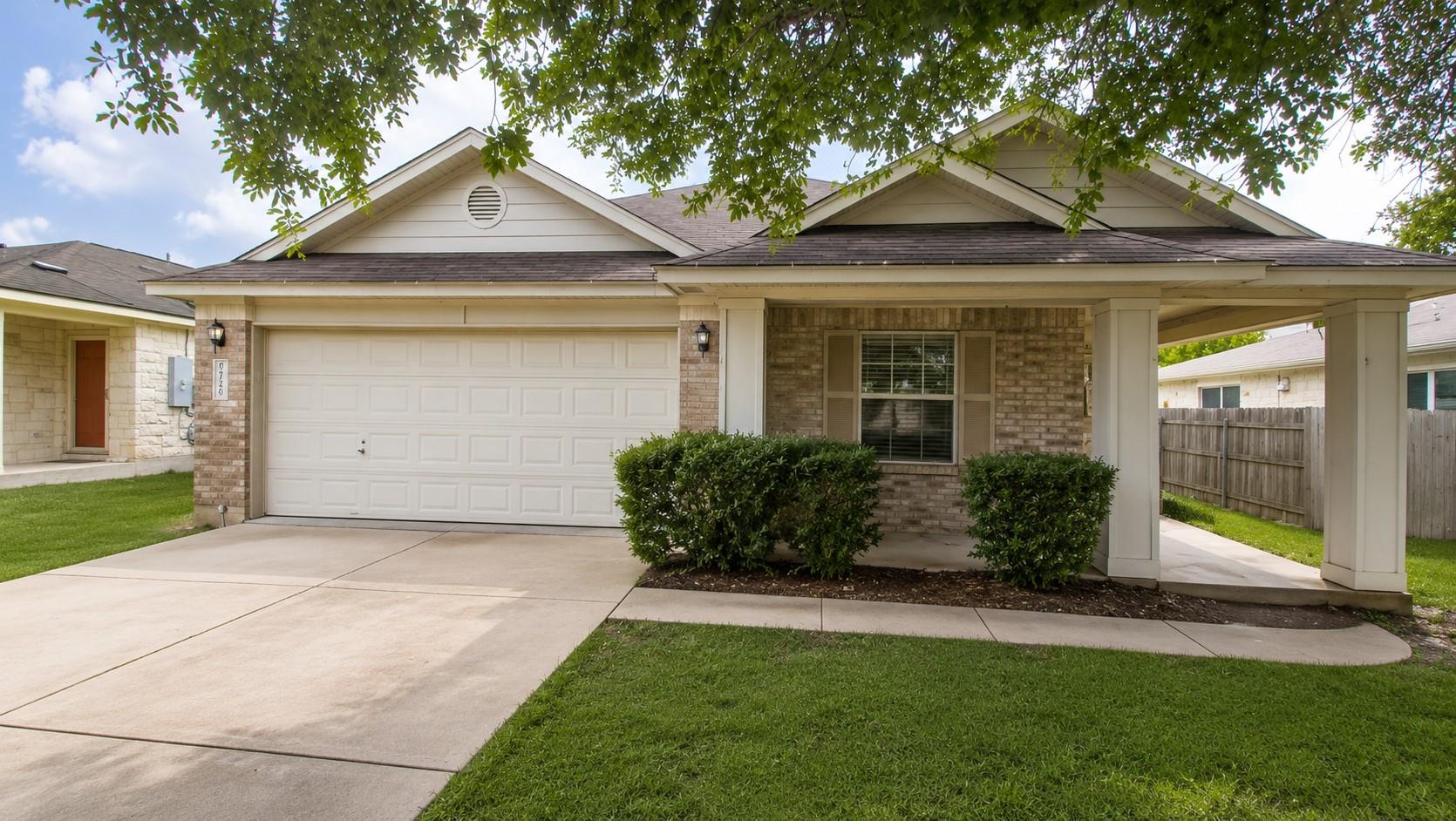 210 Lucky Clover Ln Property Photo 1