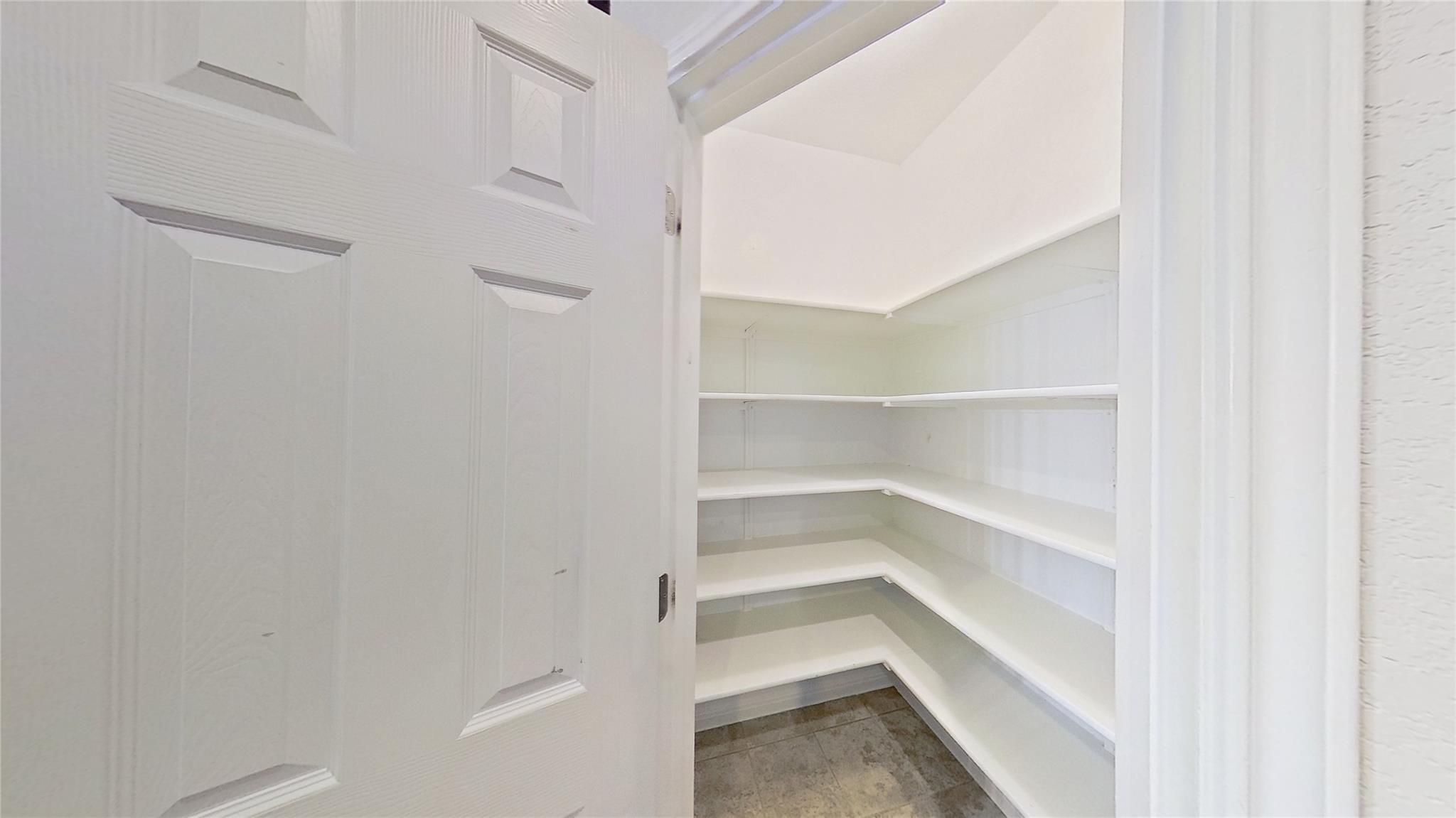 176 Mayney Ln Property Photo 23
