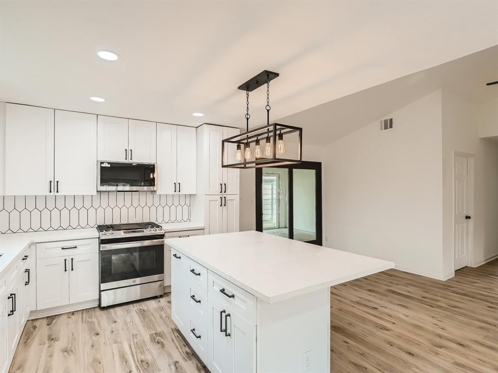 6009 Glen Meadow Dr Property Photo 4
