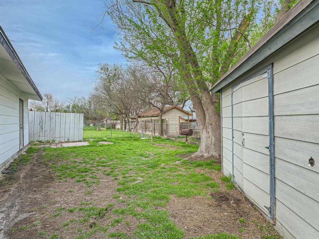 6009 Glen Meadow Dr Property Photo 23
