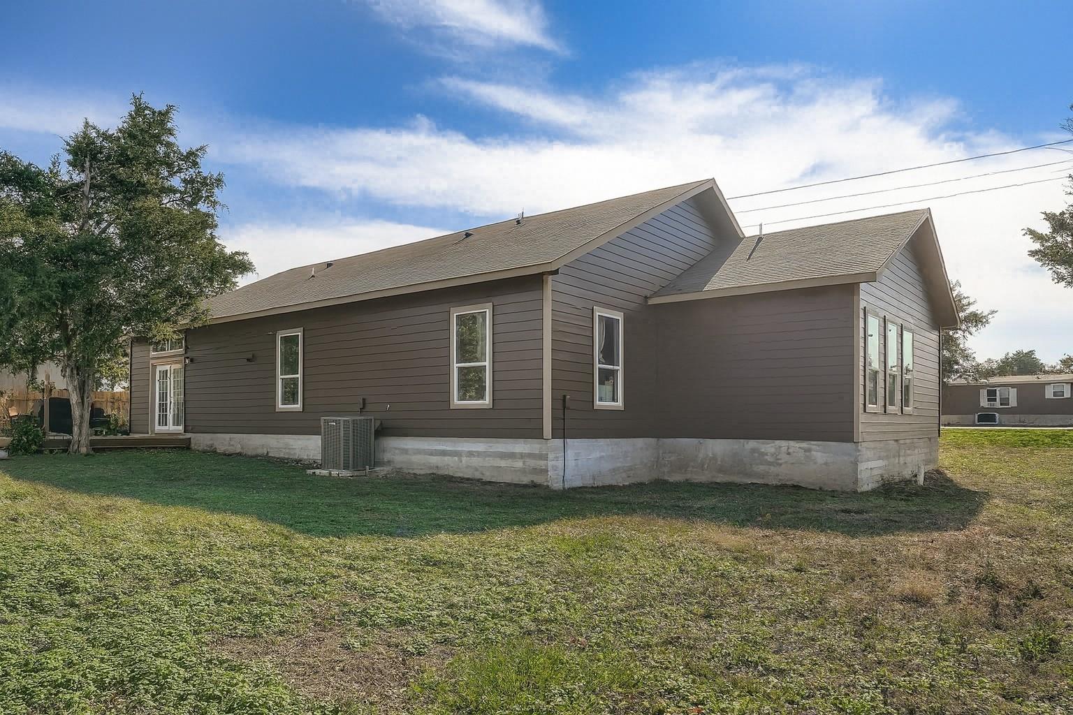 149 Arosa Dr Property Photo 22
