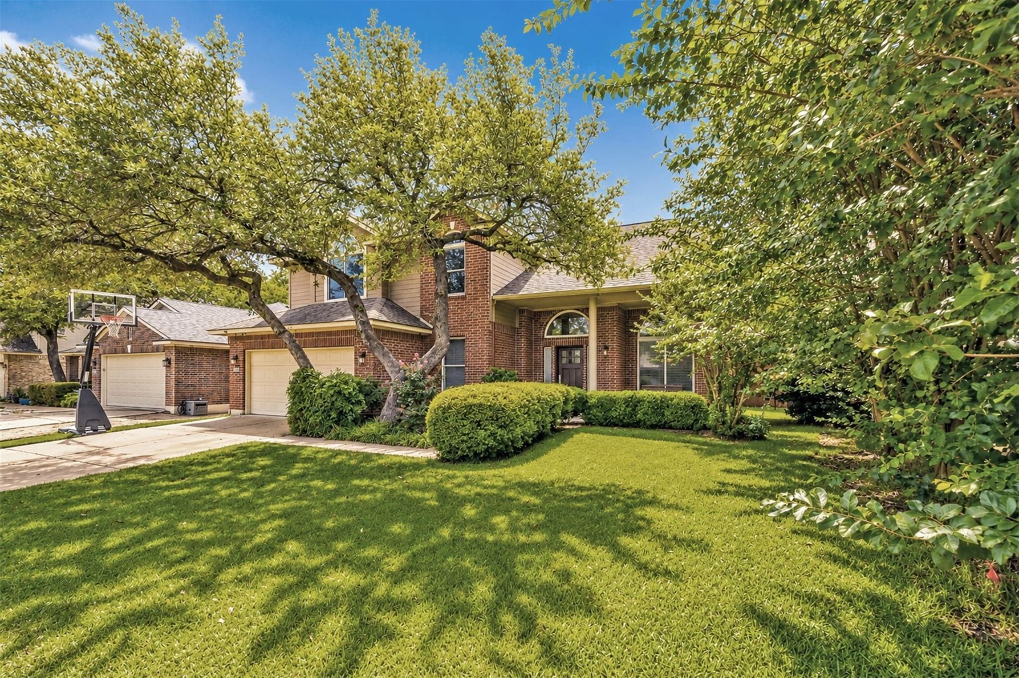 13353 Amasia Dr Property Photo 2