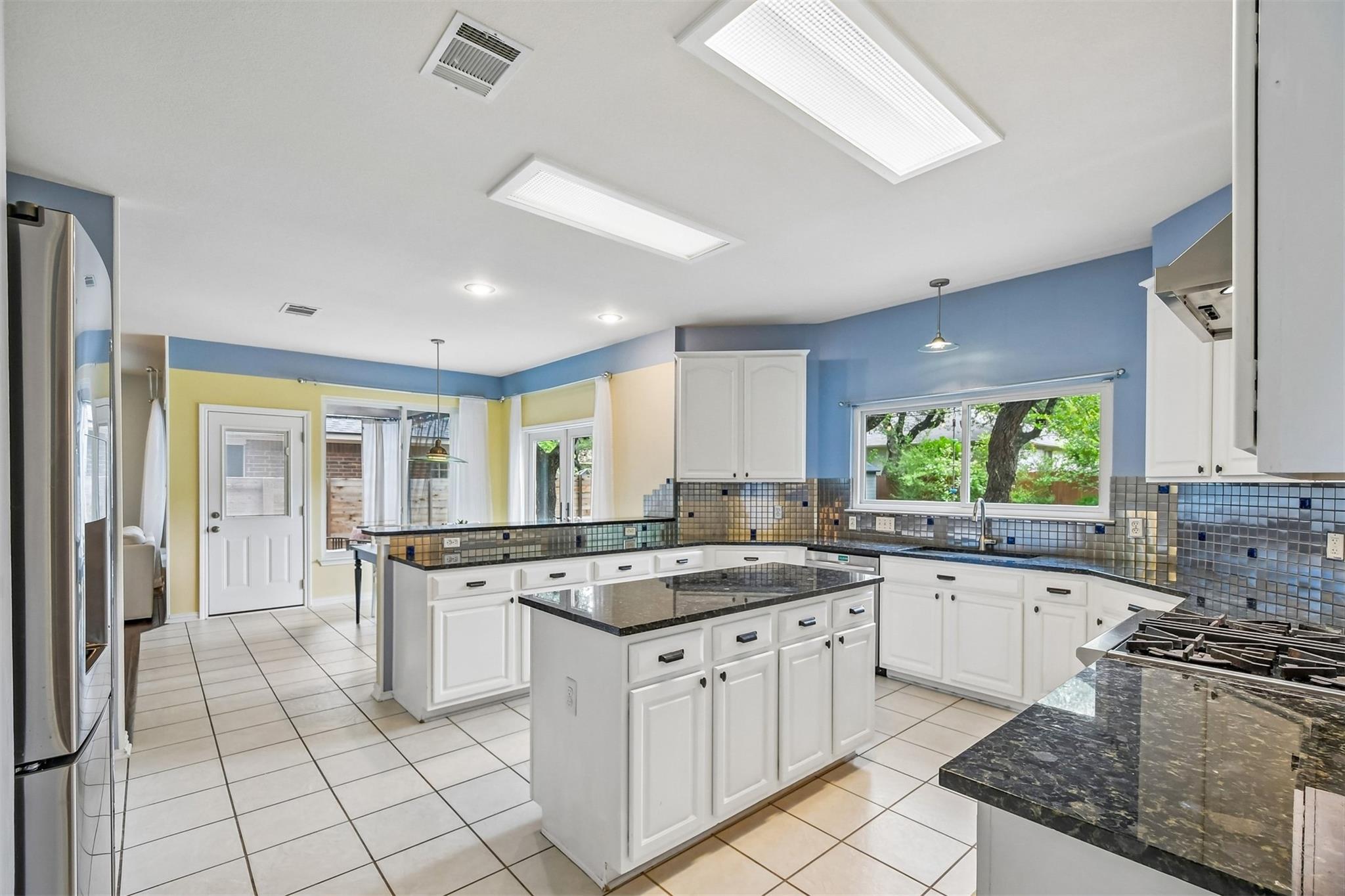 13353 Amasia Dr Property Photo 13