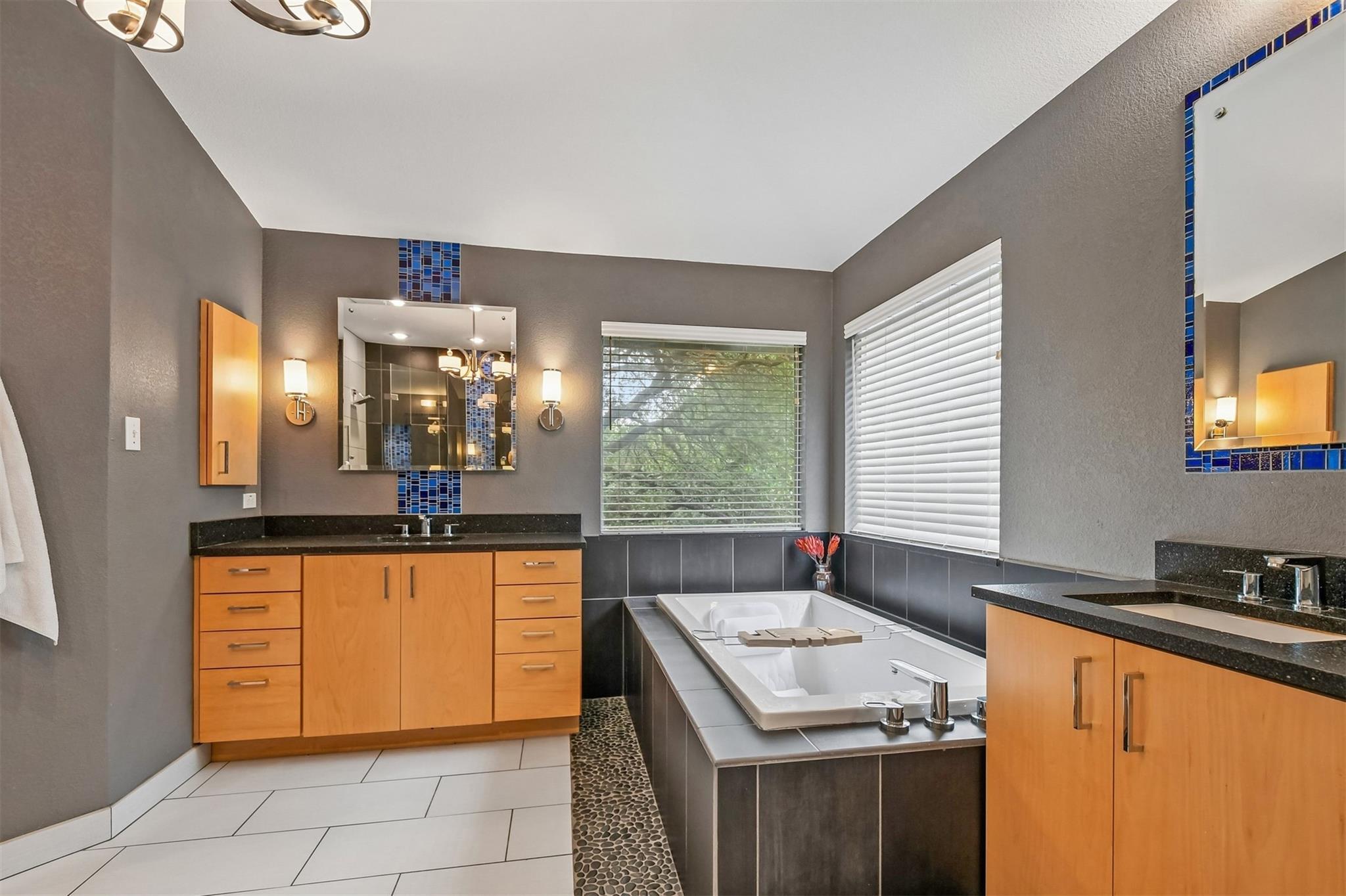 13353 Amasia Dr Property Photo 21
