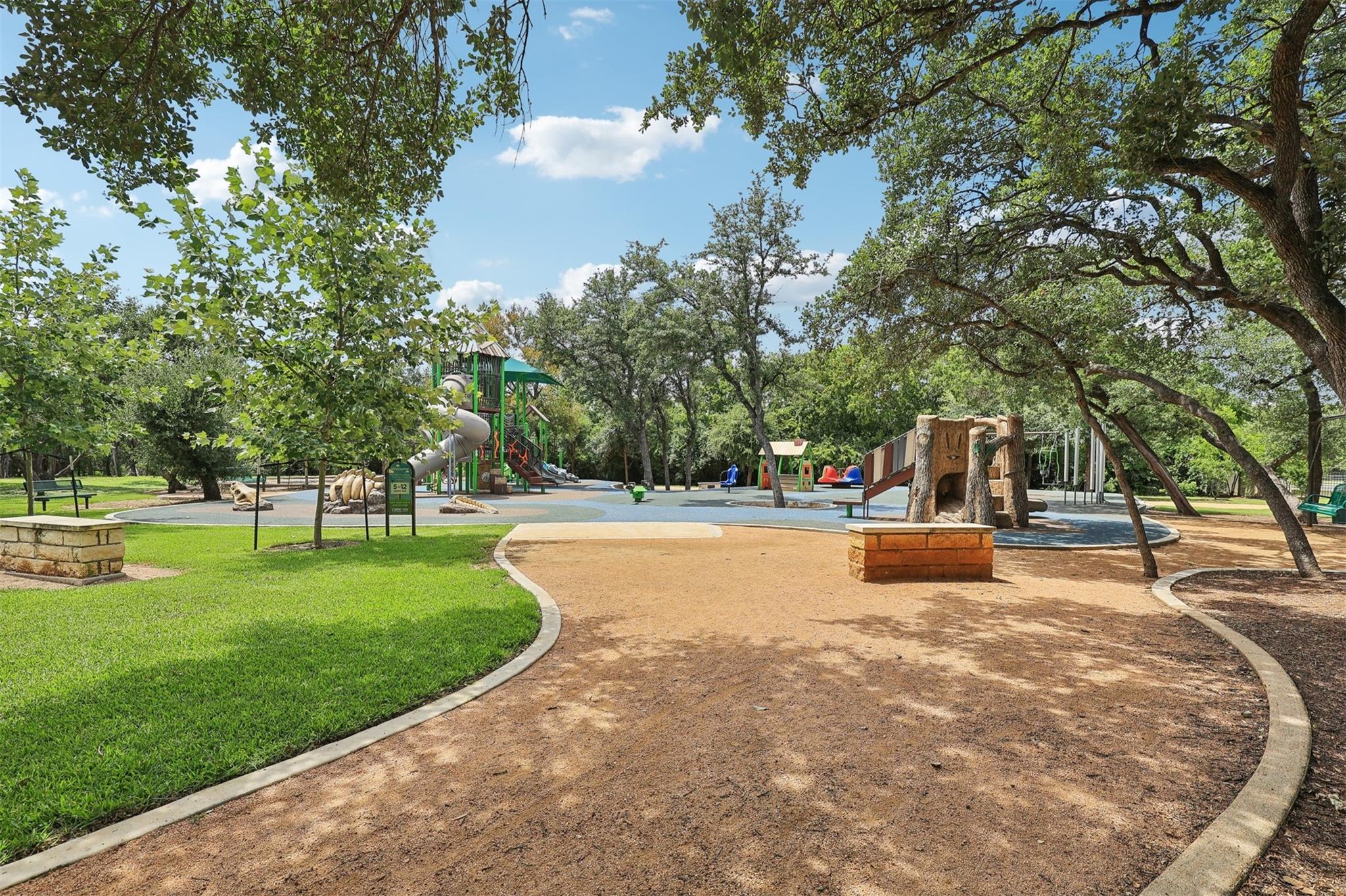 13353 Amasia Dr Property Photo 35