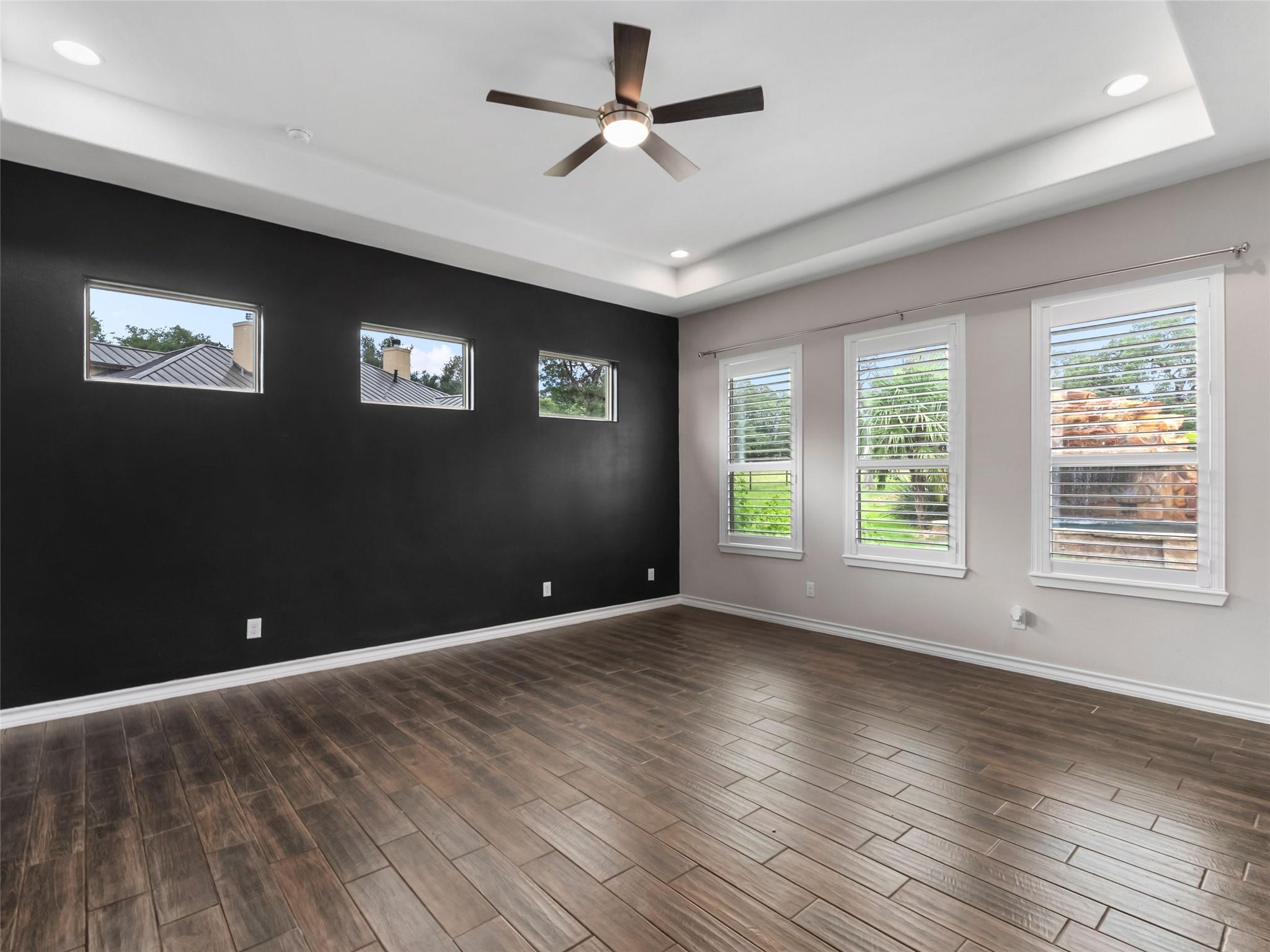 654 Copper Trce Property Photo 14